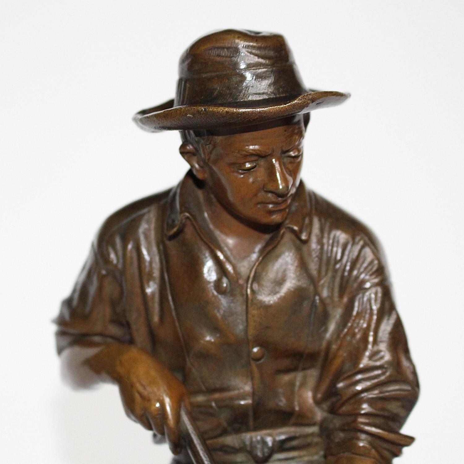 Sculpture en bronze patiné de Jean Garnier, signée J. Garner sur la base, vers 1890 Bon état à Forest Row, East Sussex