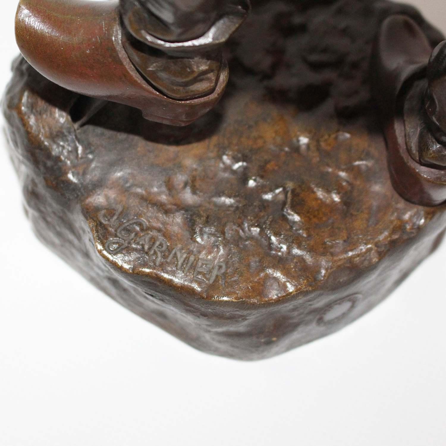 Bronze Sculpture en bronze patiné de Jean Garnier, signée J. Garner sur la base, vers 1890