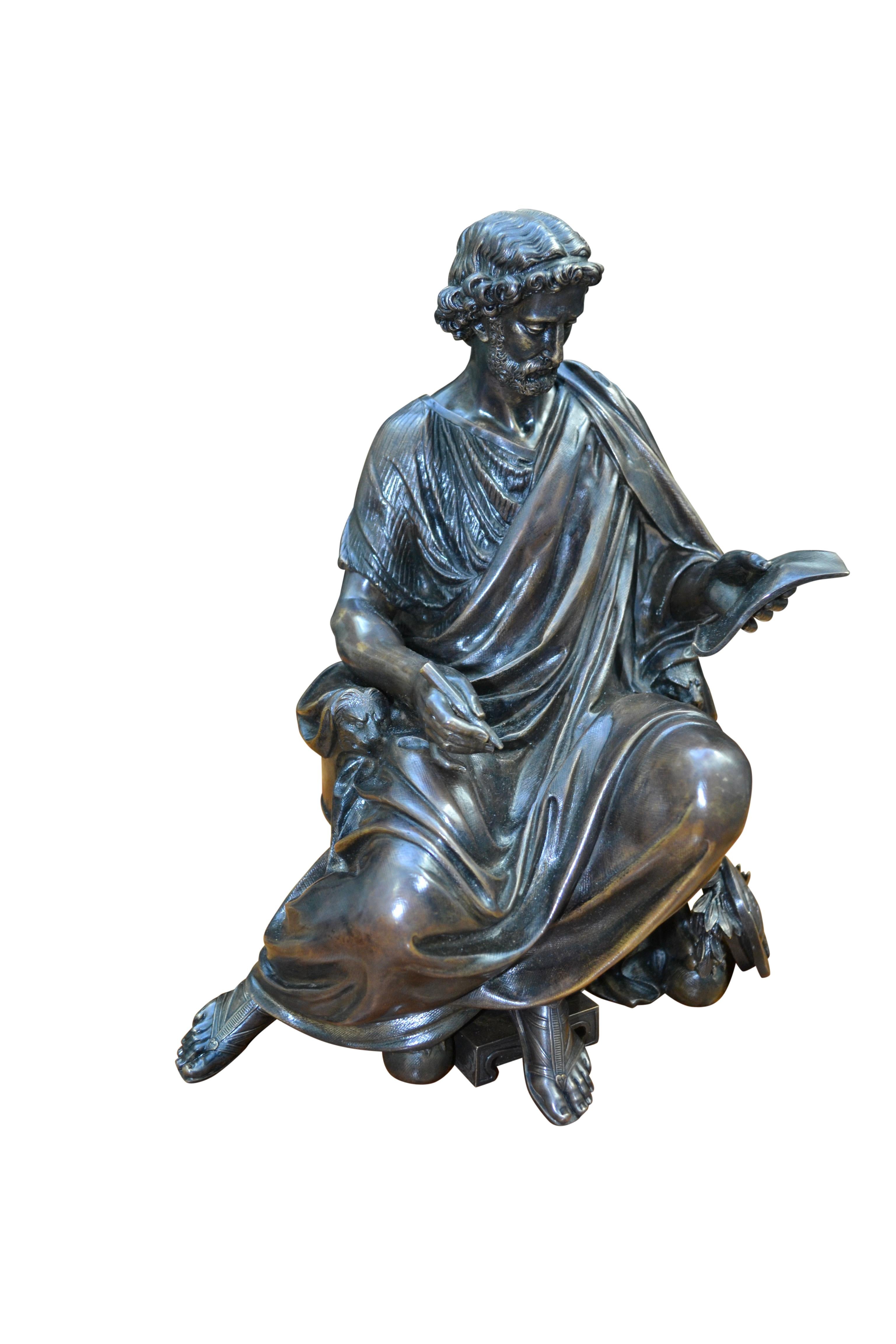 Patinierte Bronzestatue eines sitzenden Menschen  Griechisch  Gelehrter signiert Moreau (Neoklassisch) im Angebot