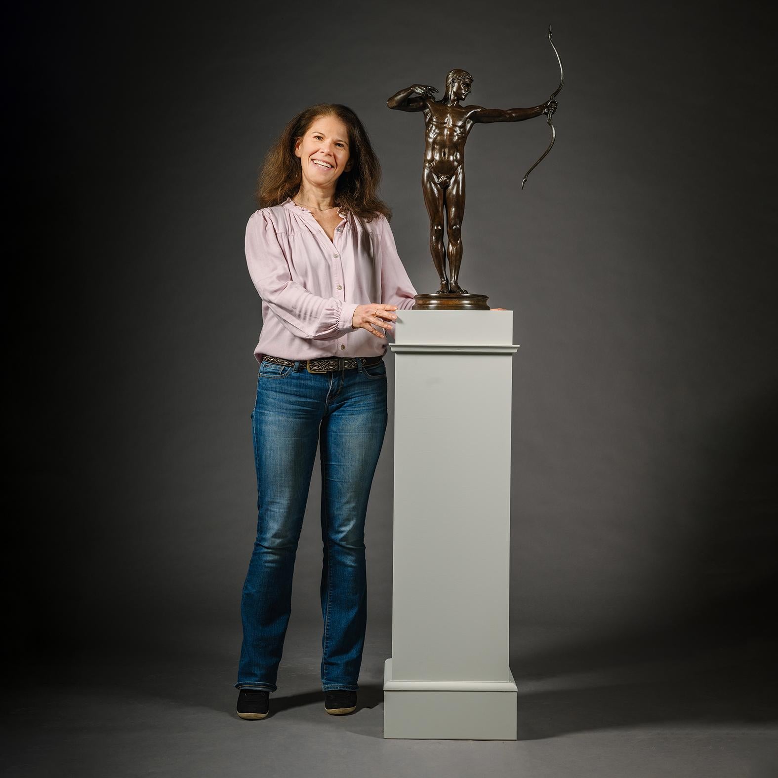 Estatua de bronce patinado de Teucro, por Sir William Hamo Thornycroft Bronce en venta