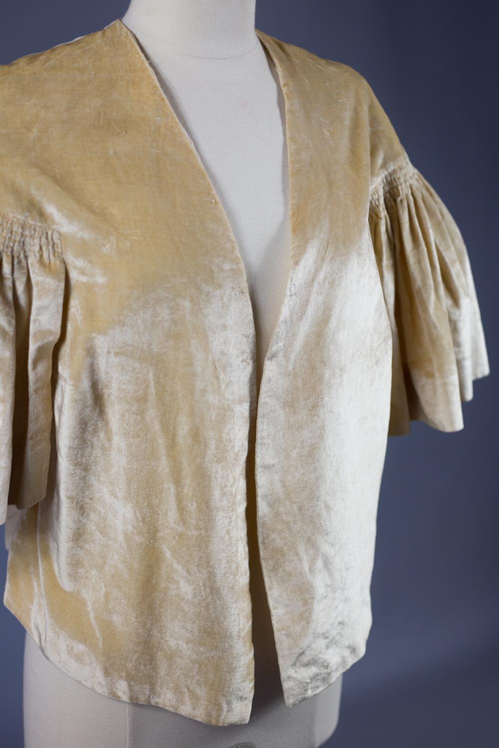 Boléro de soirée en velours pêche style Lanvin Circa 1930/1940 Bon état - En vente à Toulon, FR