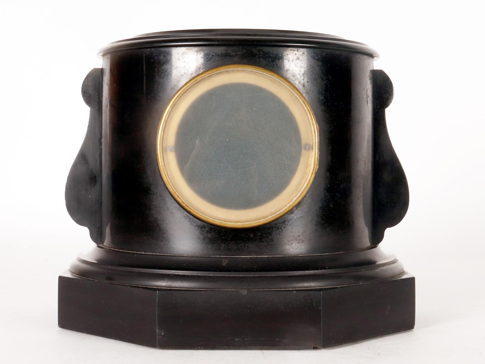 A pedestal in black Belgian marble and red Verona marble with clock, Russia 1890 In Good Condition For Sale In Milan, IT