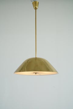 A-Anhänger Paavo Tynell für Taito Oy