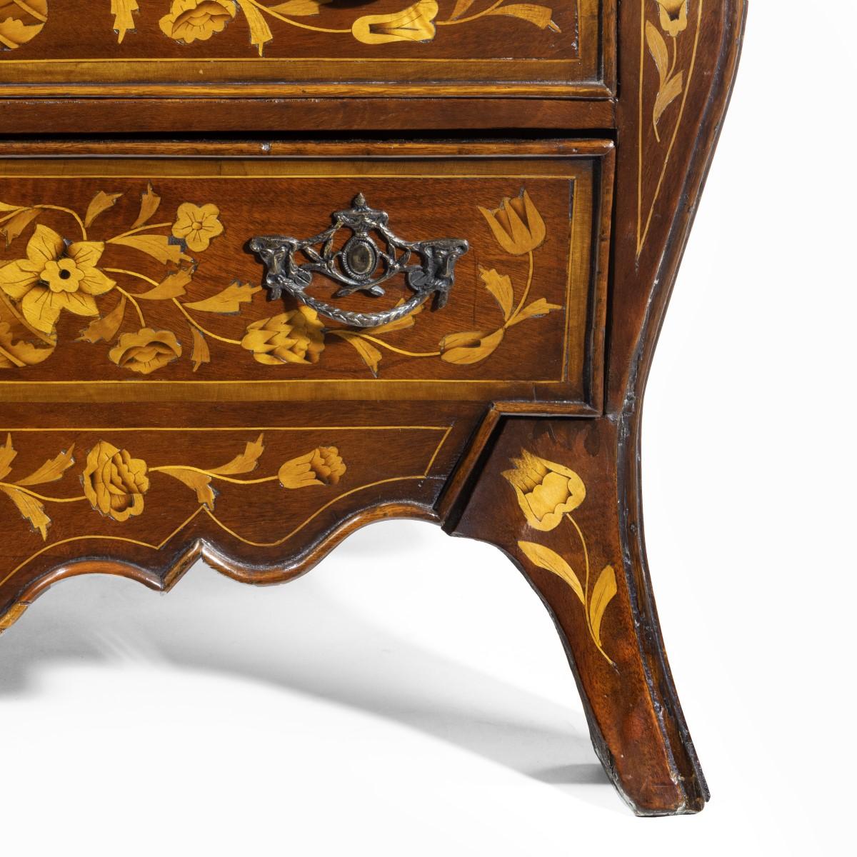 Period Dutch Mahogany Four-Drawer Bombe Marquetry Commode, 1800 For Sale 4