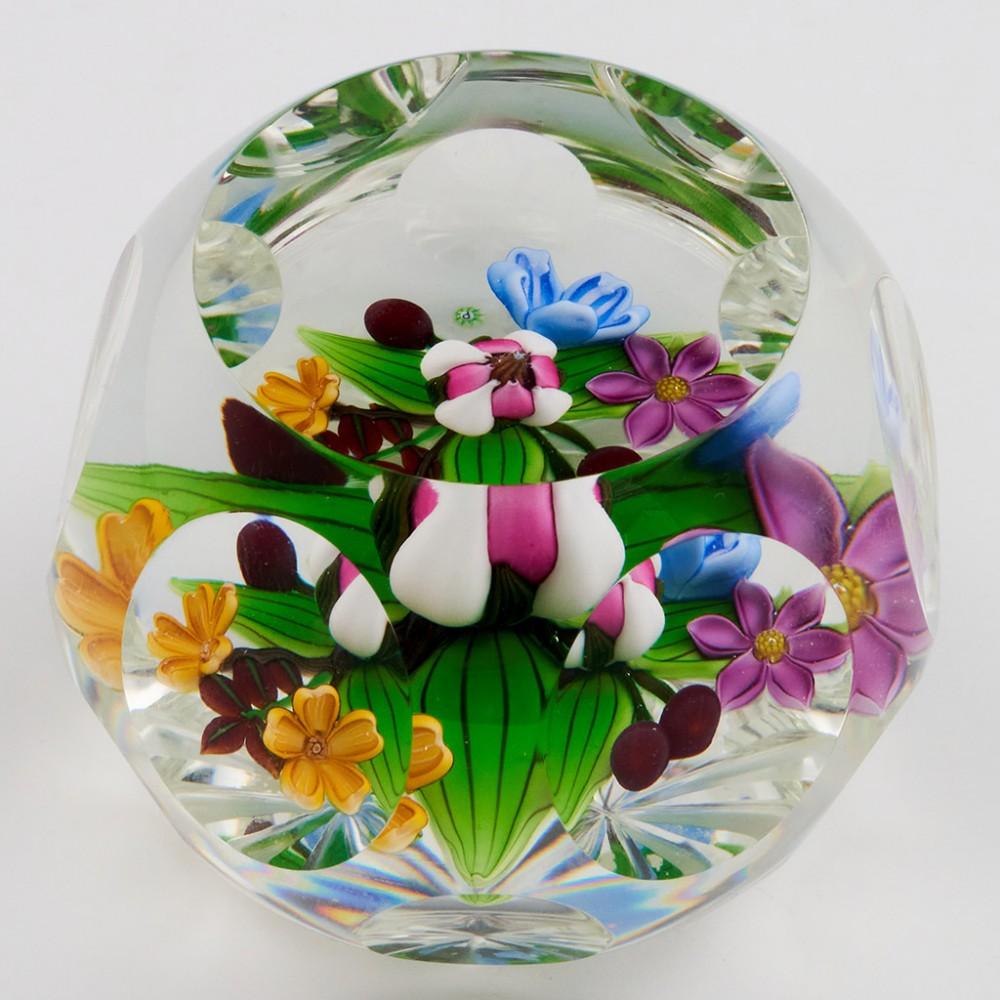 A Perthshire Three Dimensional Bouquet Paperweight, 1991

Additional information:
Date : 1991
Origin : Scotland
Features : A three dimensional bouquet containing five flowers and three berries on a clear ground, One top facet , twelve side facets