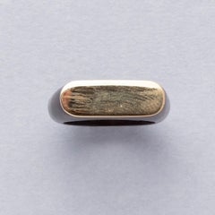 A Pery & fils 18k gold and wood ring