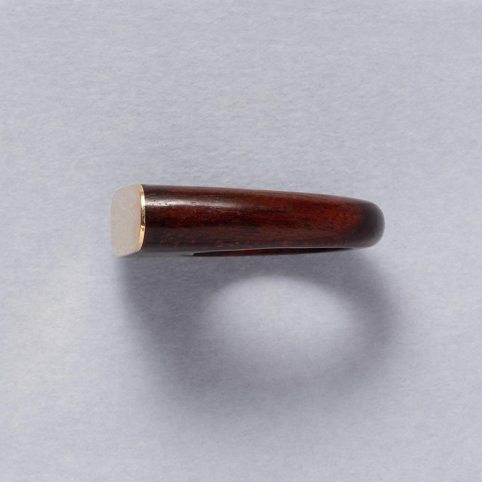 Bague en bois et or 18 carats Pery & fils Unisexe en vente