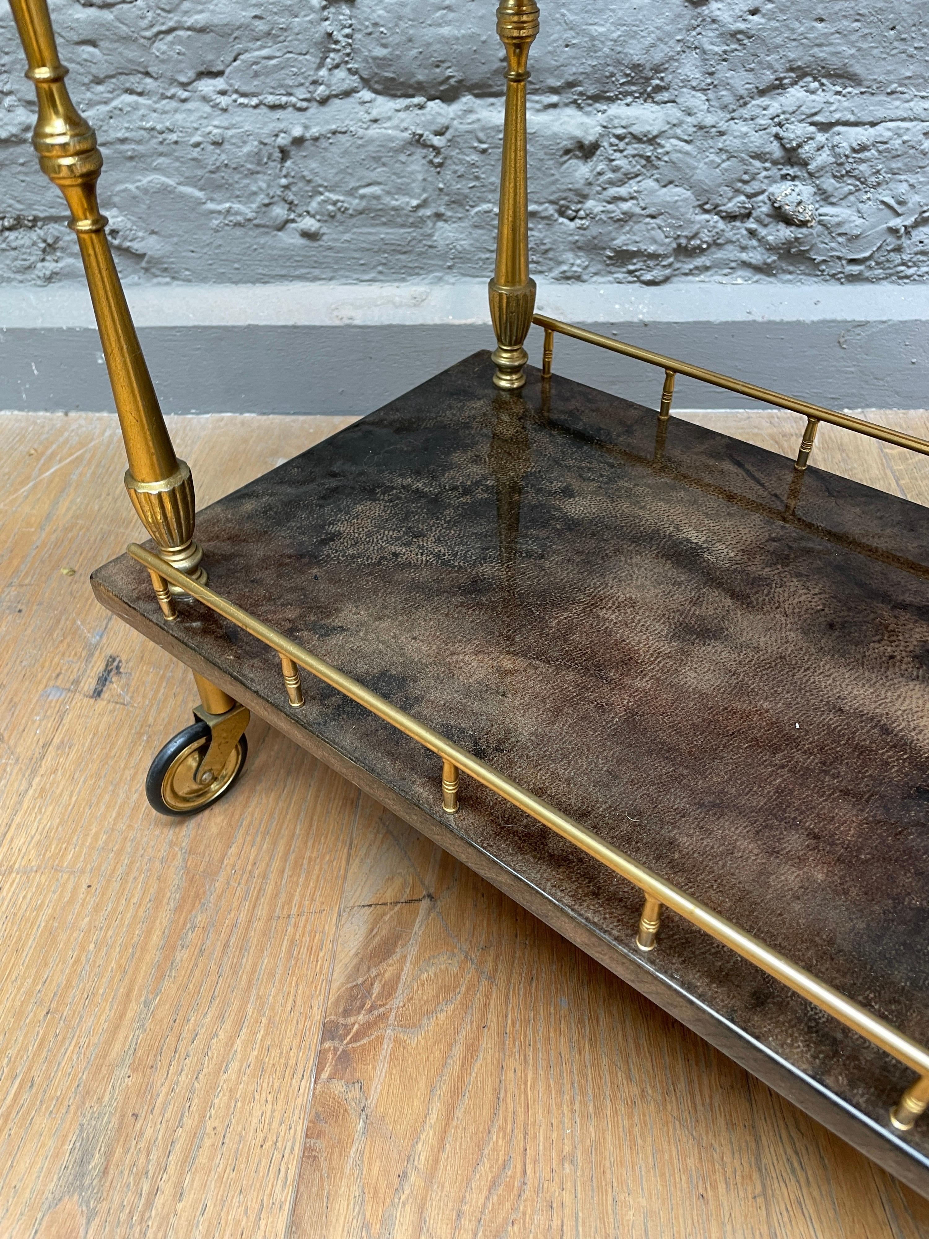 Petit Lacquered Goatskin and Brass Serving Table/Bar Cart by Aldo Tura In Good Condition In London, GB
