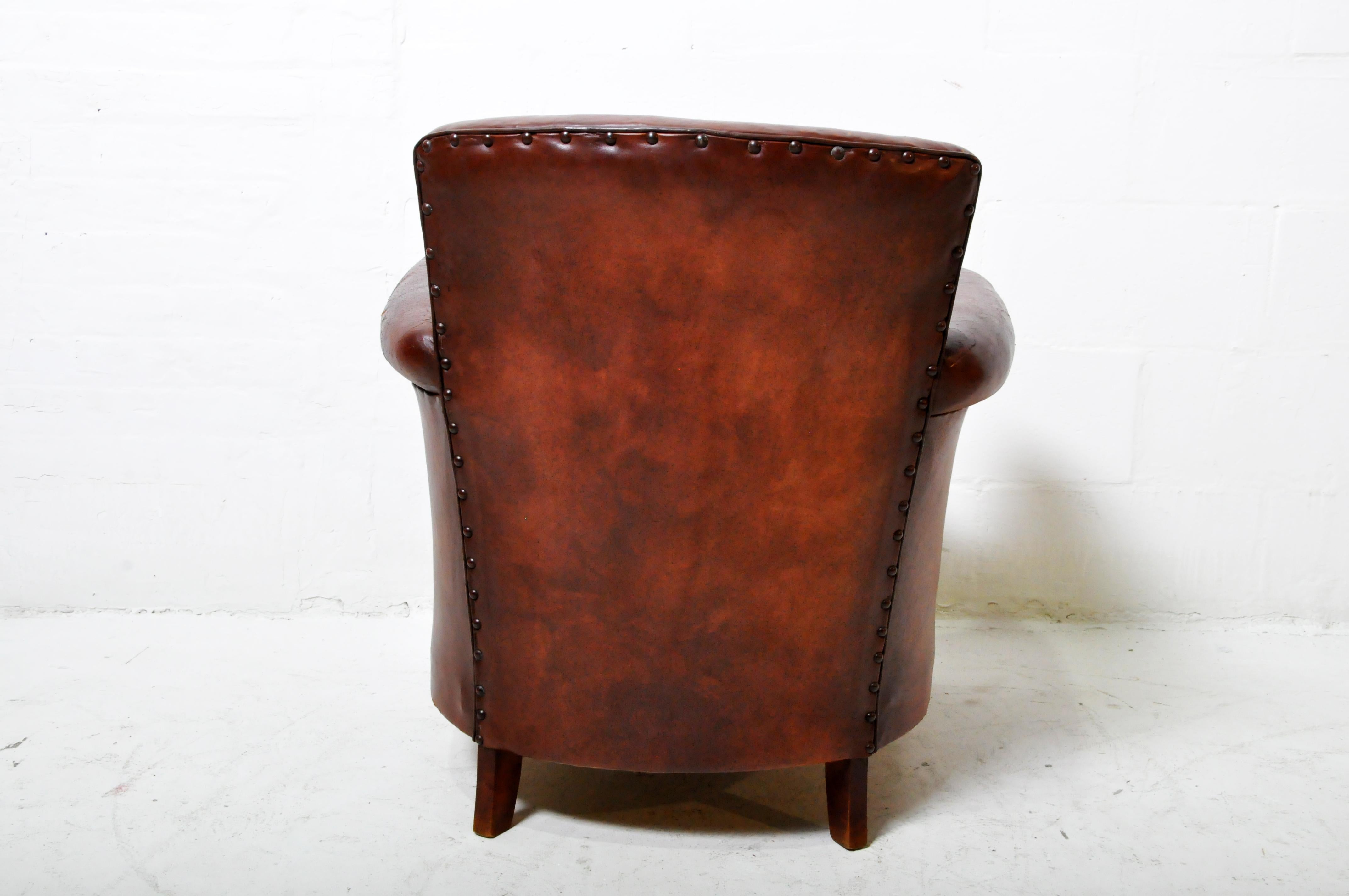 20th Century Vintage Petite Art Deco Leather Club Chair