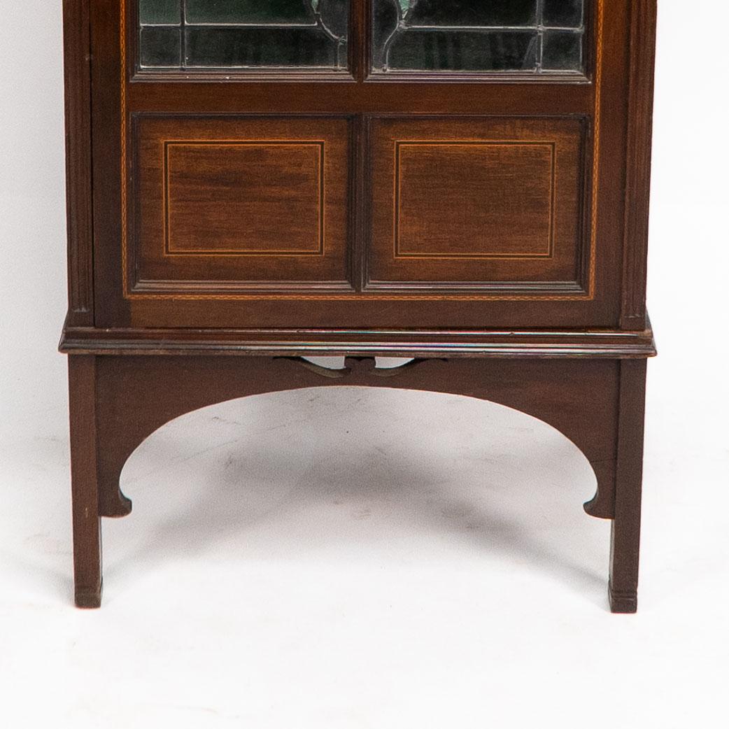 Stained Glass A Petite Arts & Crafts Mahogany Display Cabinet in the Anglo-Japanese Style. For Sale