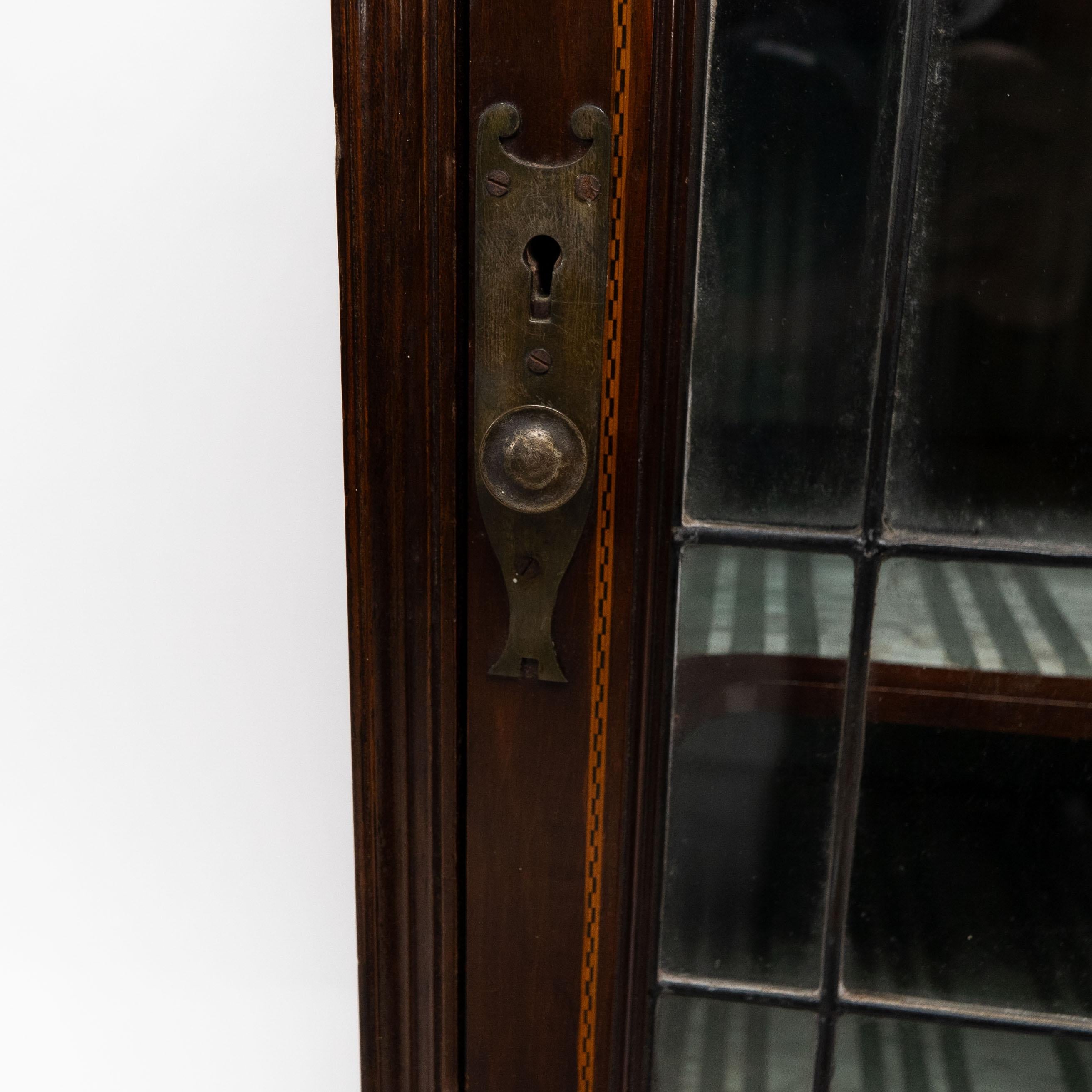 20th Century A Petite Arts & Crafts Mahogany Display Cabinet in the Anglo-Japanese Style. For Sale