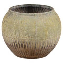 Una piccola fioriera in piombo francese Art Déco, C.C. 1930.