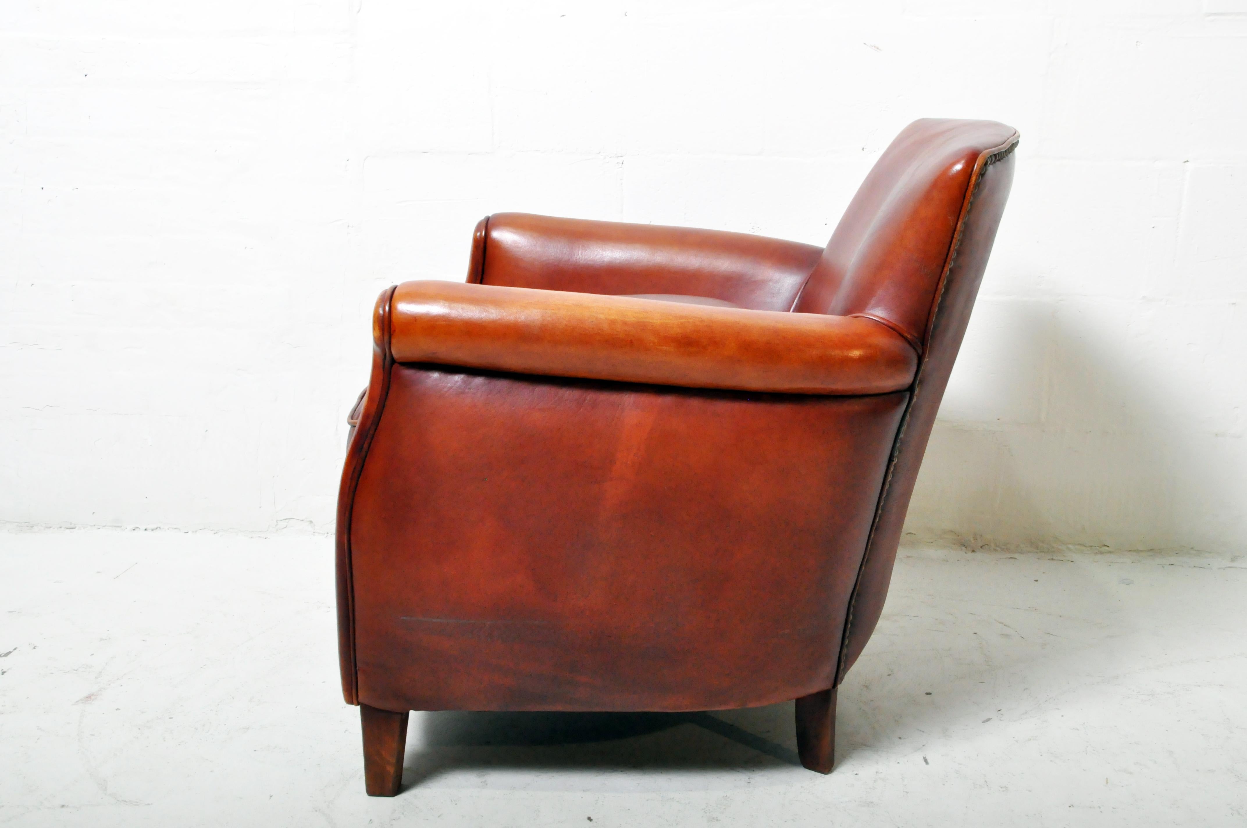 petite leather chair