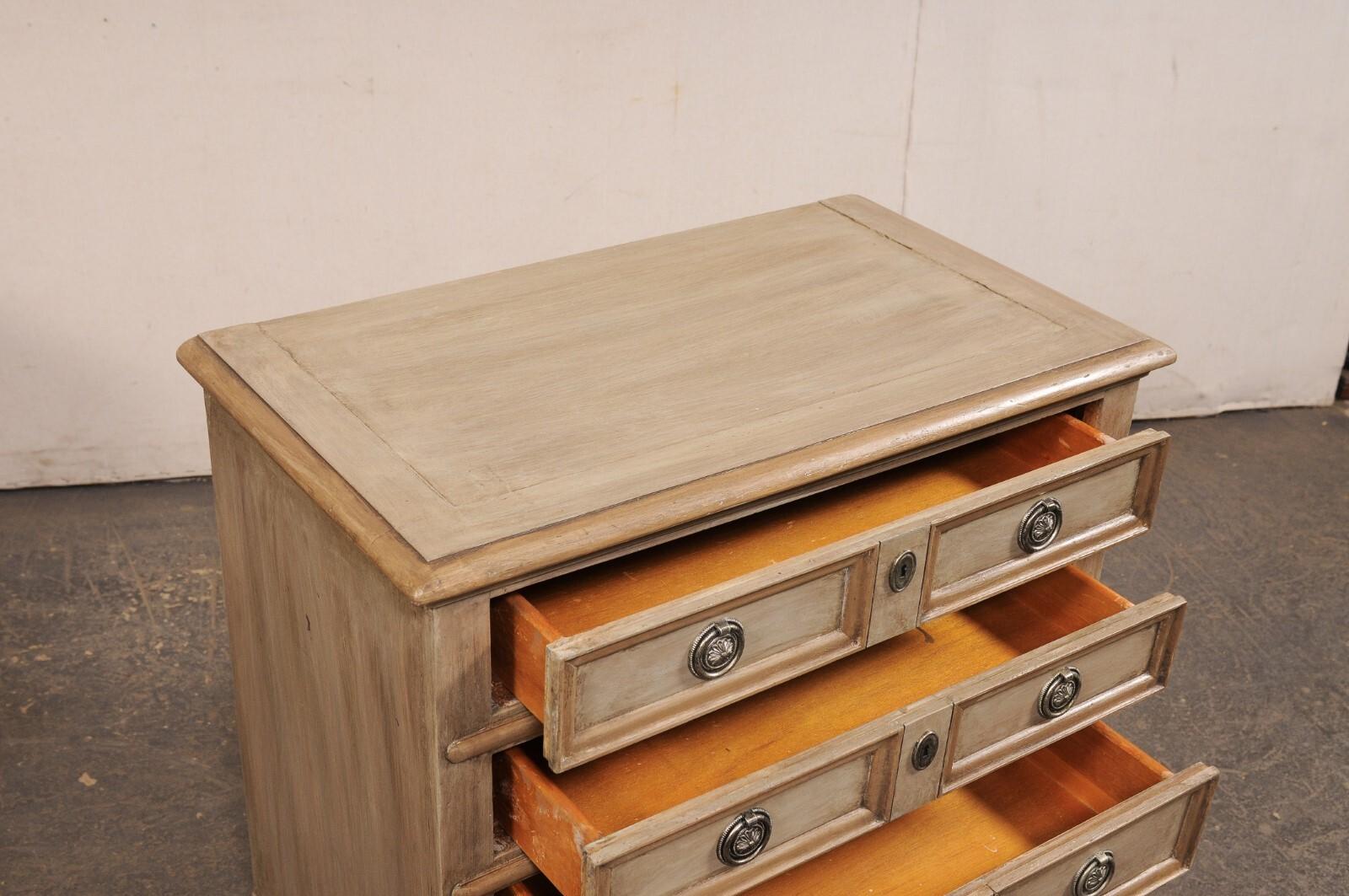 A Petite Pair of English Four Drawer Panel-Front Chests (2.5 Ft. Wide) For Sale 3
