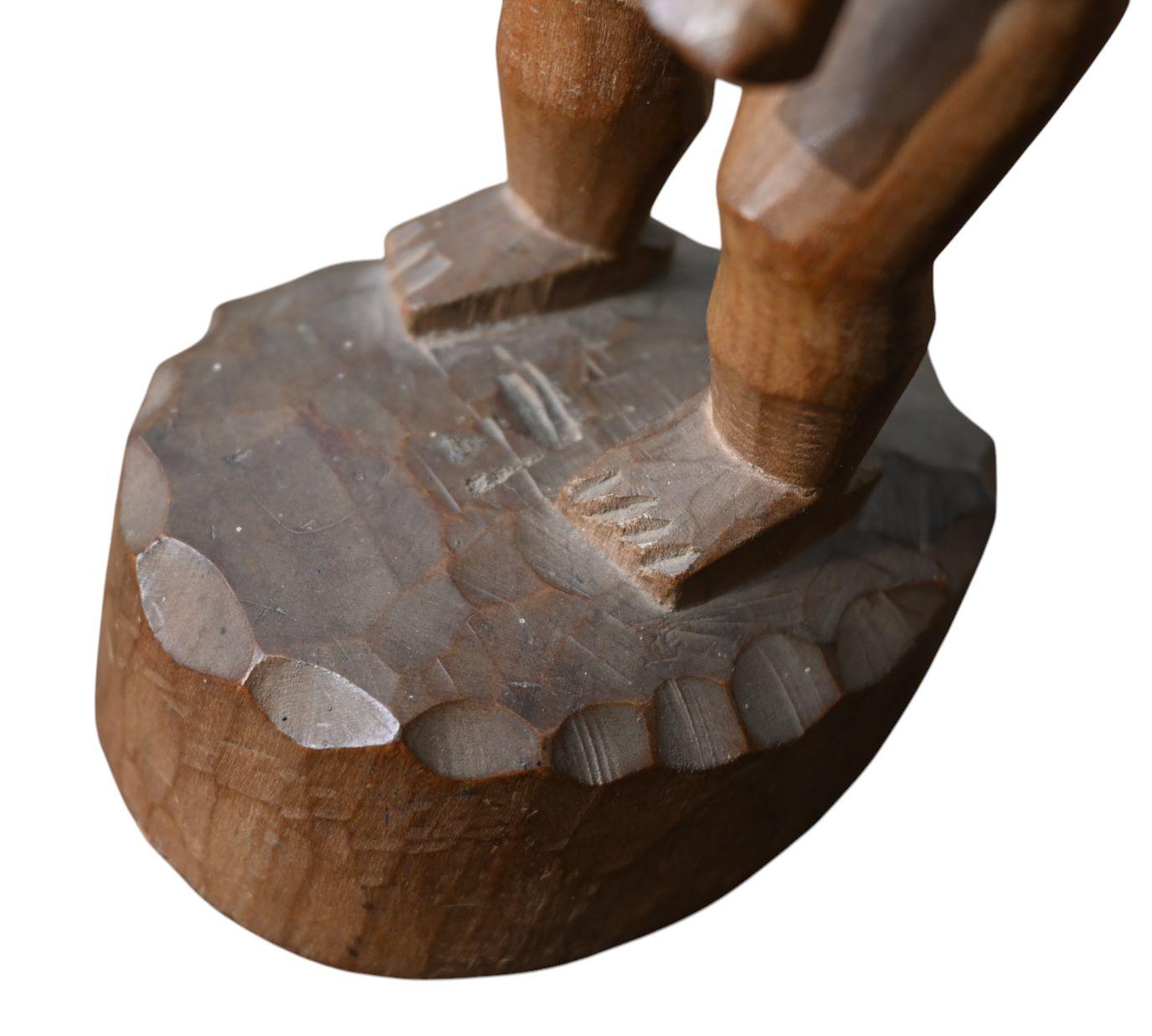 A Philippine Carved Wooden Maternity Figure From The Ifugao Tribe, Early 20th C For Sale 2