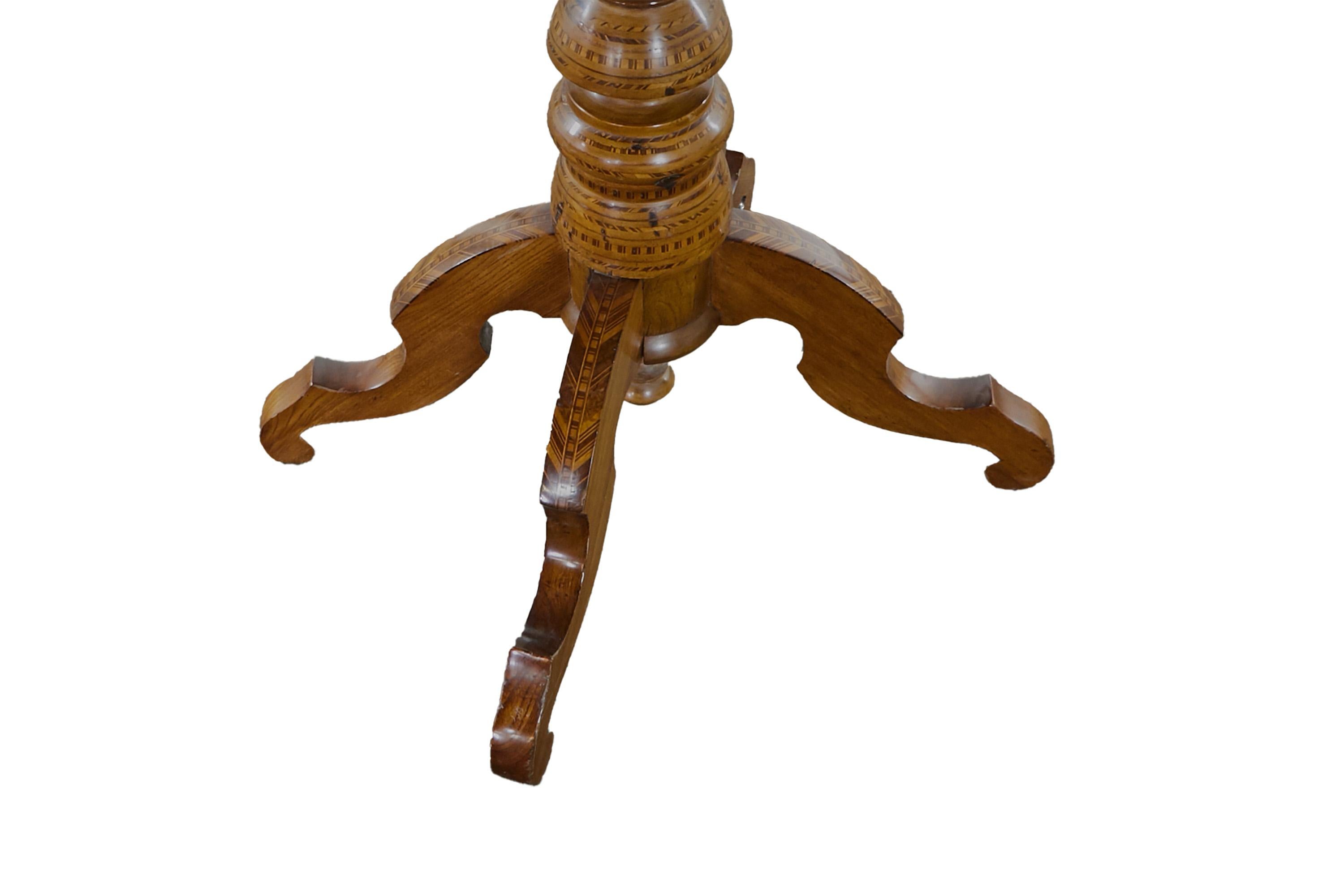 19th Century A Piece of History for Your Home: Elegant Walnut Side Table with Marquetry For Sale