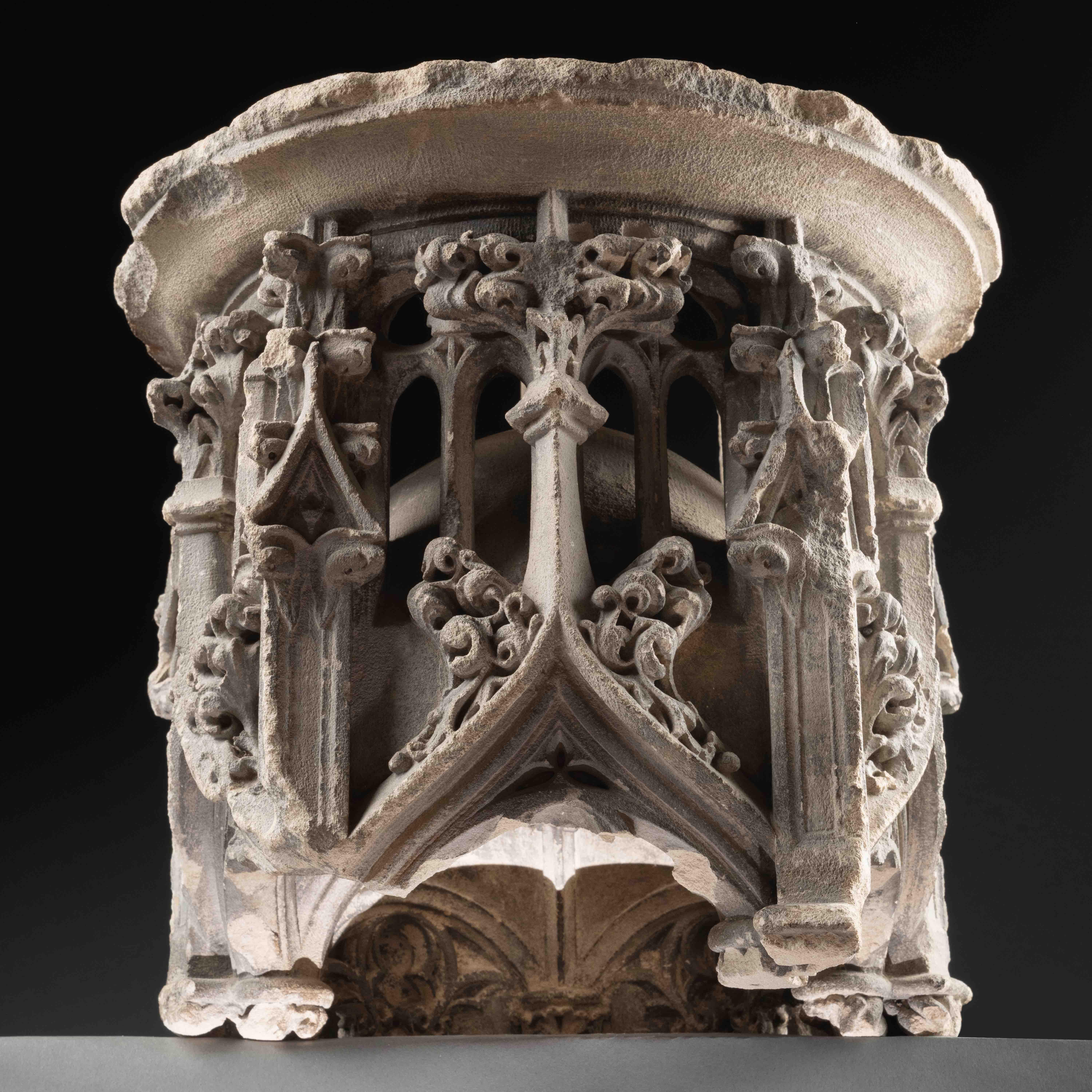 Gothic A pierced Flamboyant canopy - North of France, 15th century For Sale