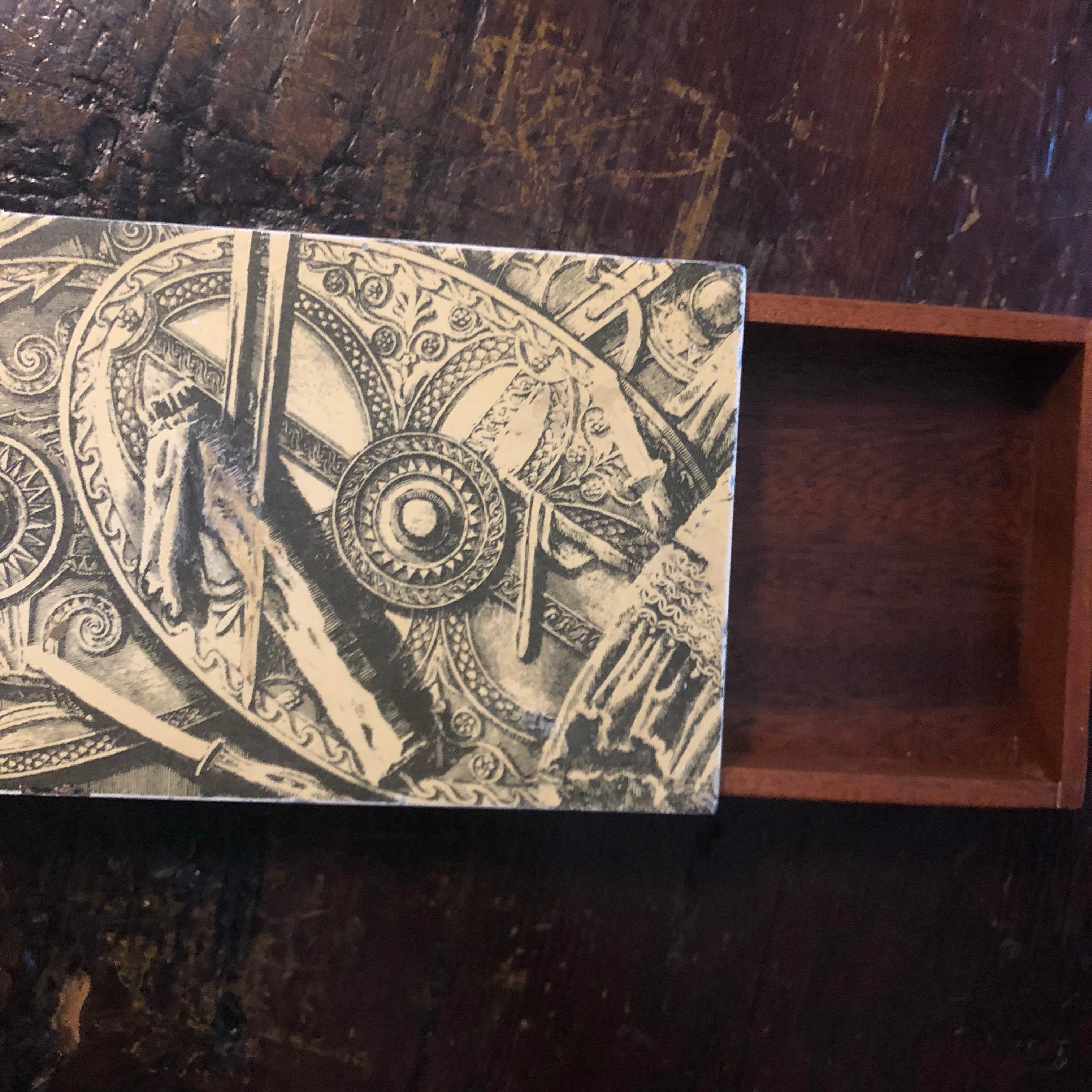 Piero Fornasetti Mid-Century Modern Italian Cigarette Box, 1950 2