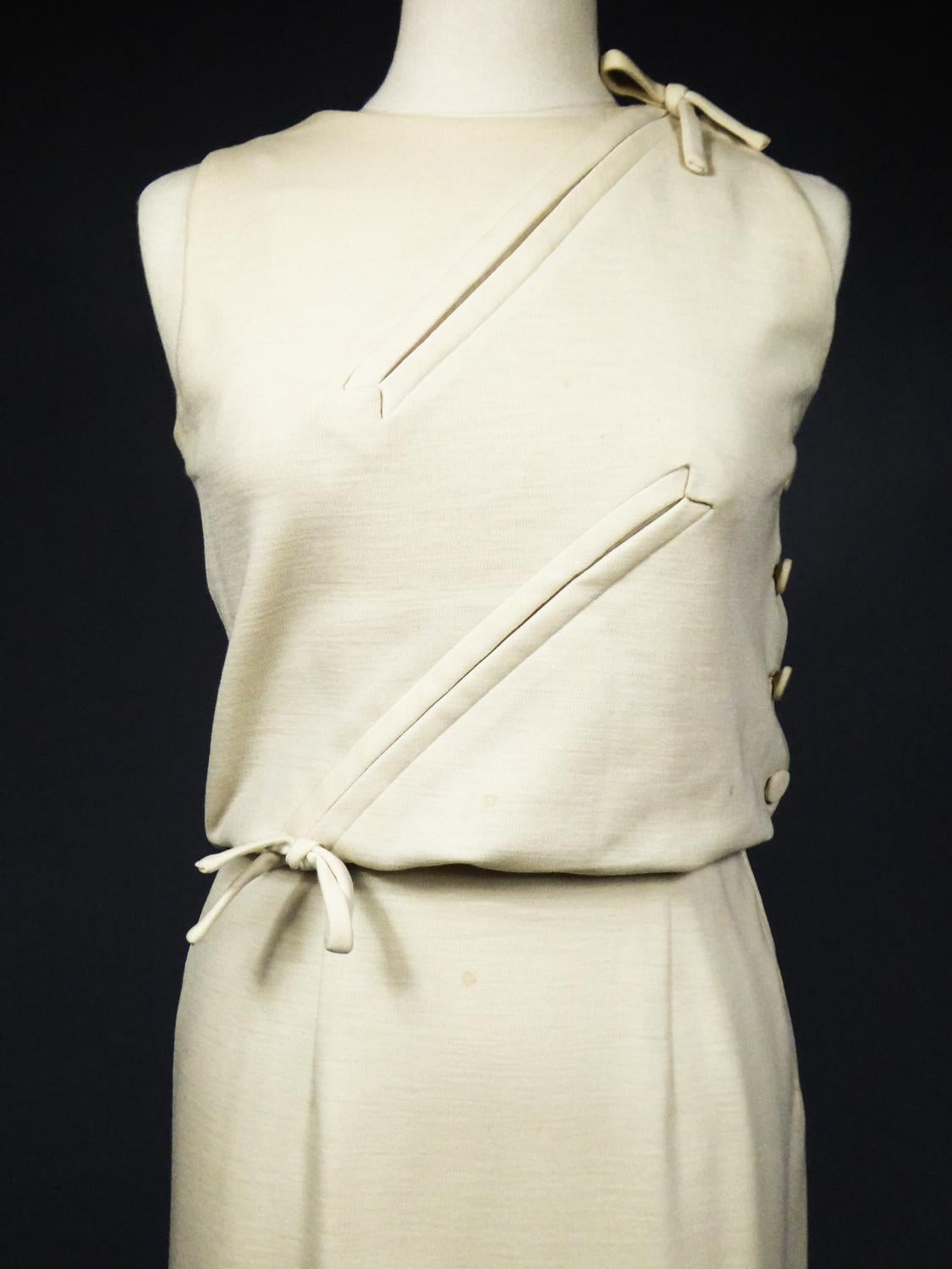 Beige A Pierre Balmain woollen Couture Dress Numbered 182888 - Spring Summer 1963 For Sale