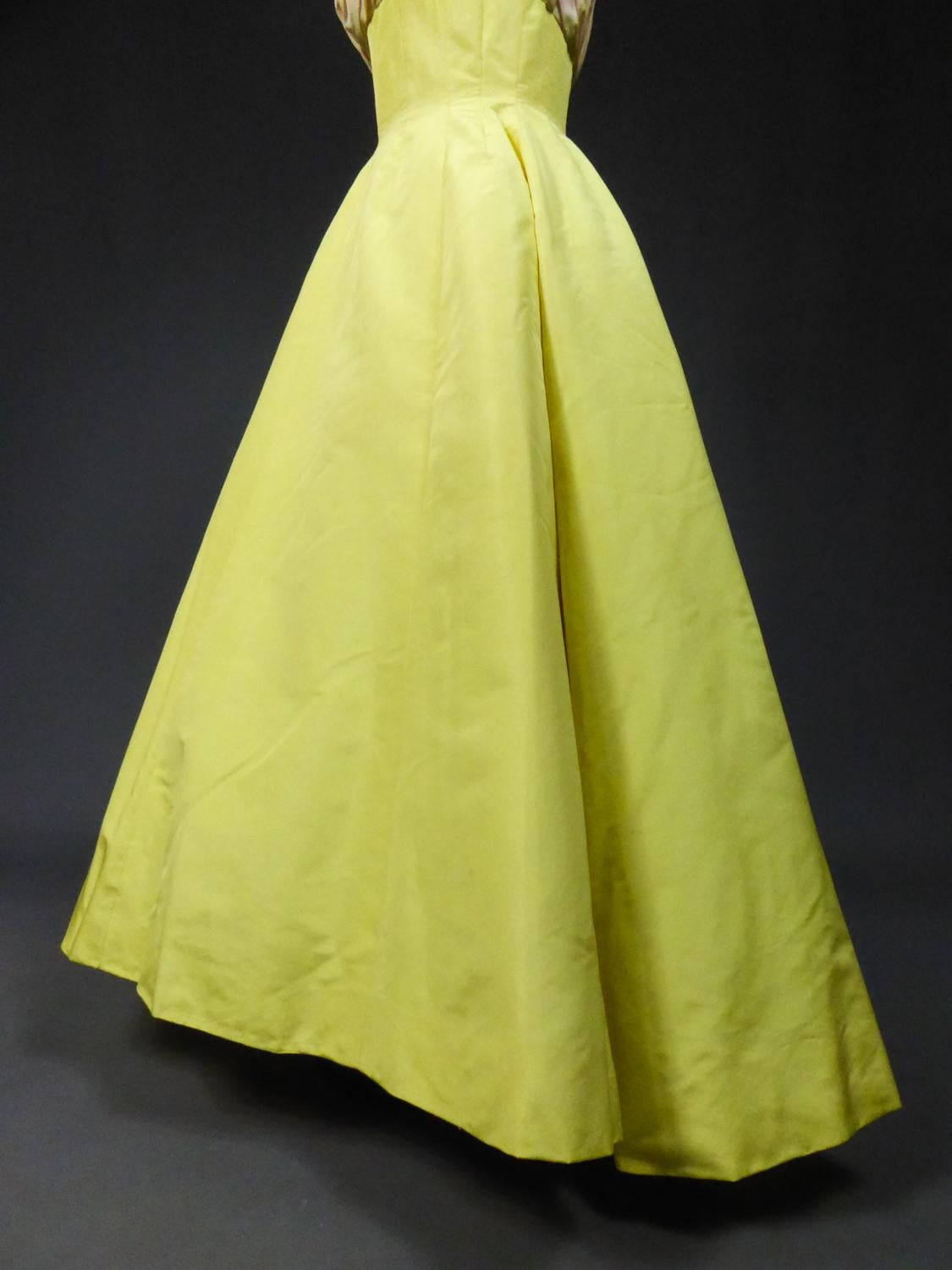 A Pierre Balmain - Robe de bal ottomane en faille de soie couture N 83213 Paris, circa 1958 en vente 14