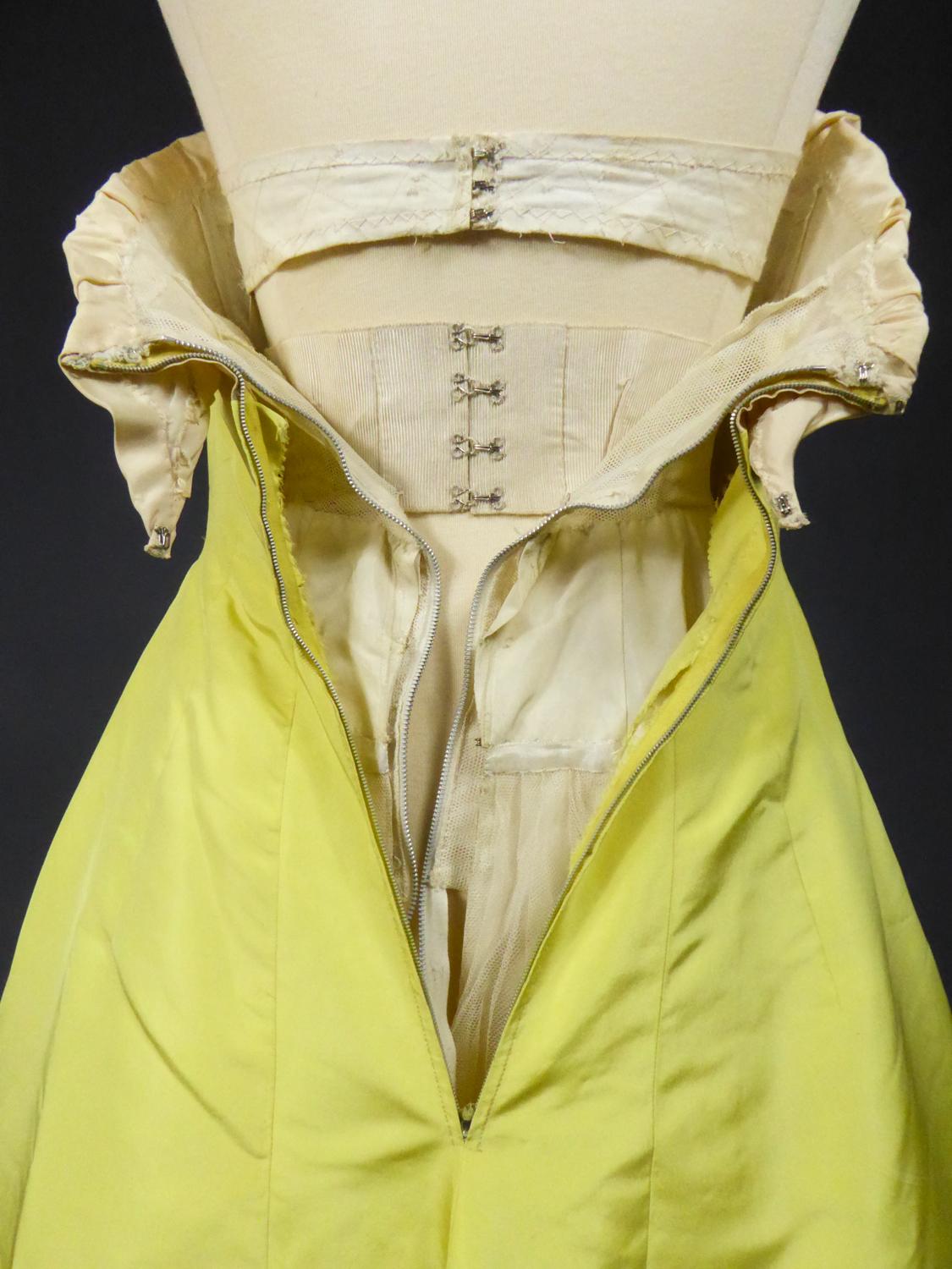 A Pierre Balmain Ottoman Silk Faille Couture Ball-Gown N° 83213 Paris Circa 1958 For Sale 1
