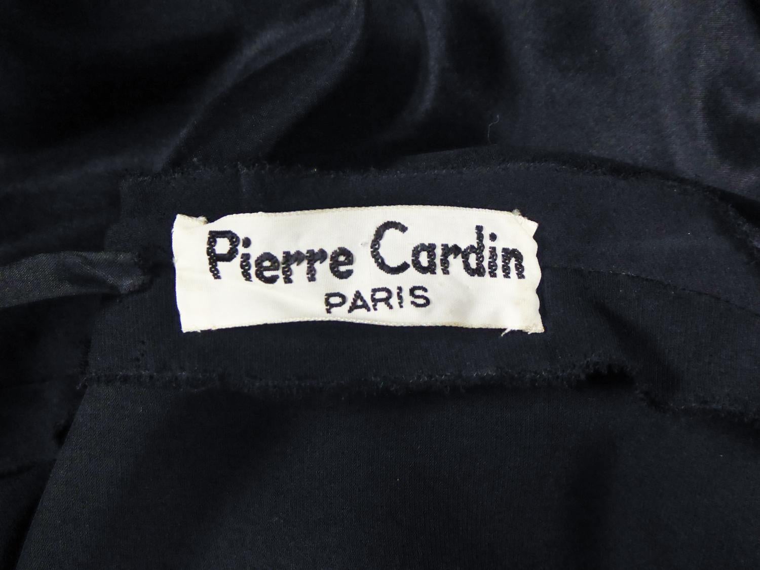 Un vestido de noche de Pierre Cardin Couture Jersey Negro Circa 1976/1978 en Bueno estado para la venta en Toulon, FR