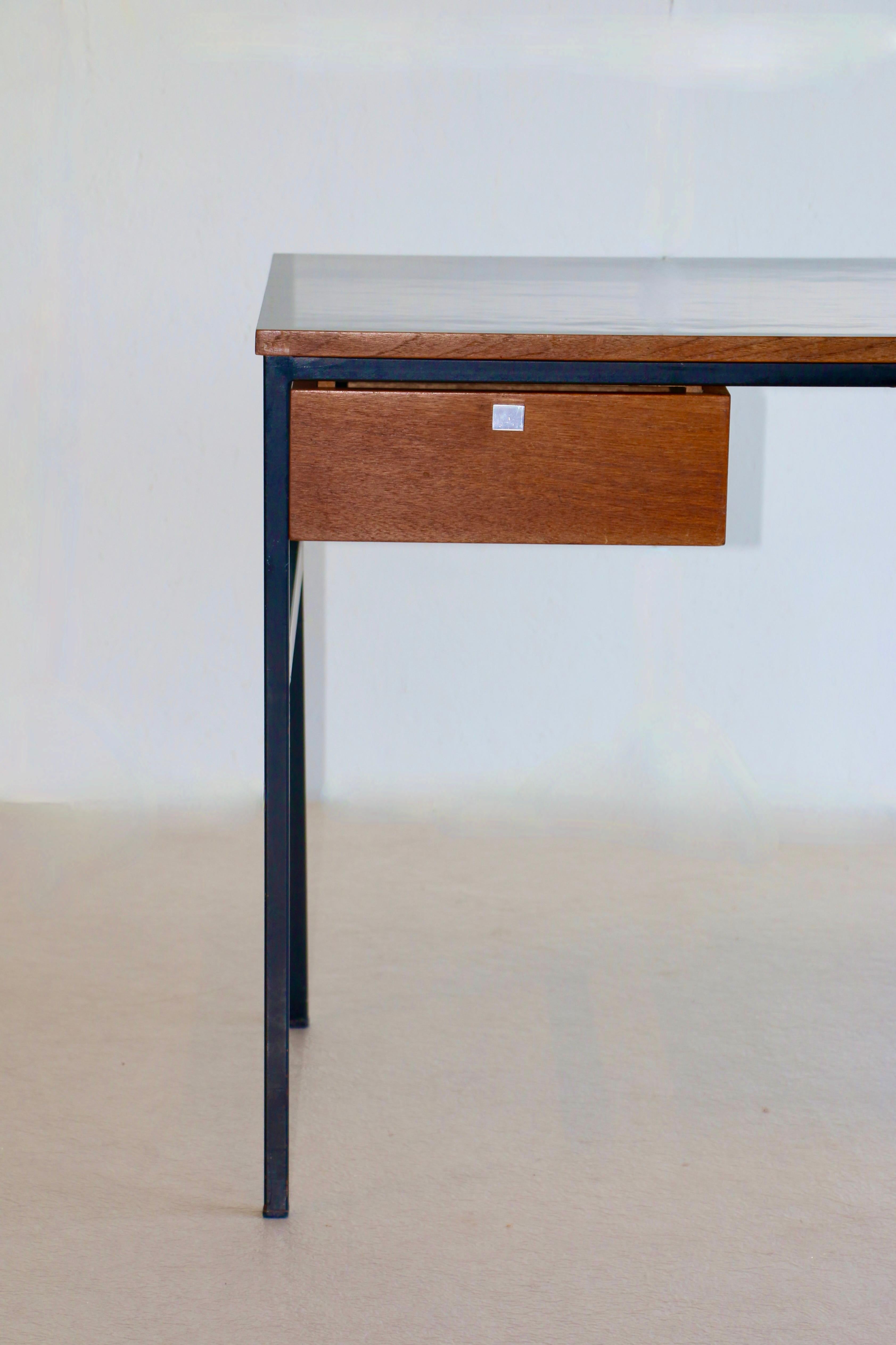 A Pierre Paulin desk model CM 217. France Edition Thonet 1962 2