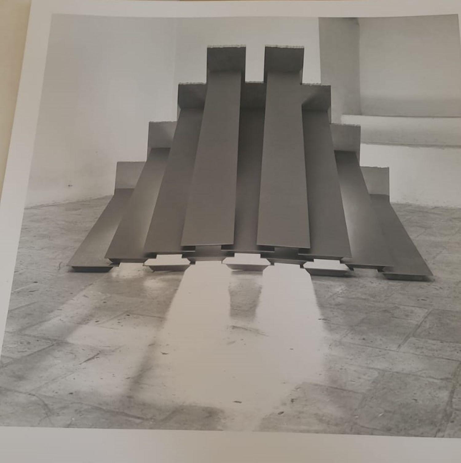 A Pirri, Installation 'cure', Steel Blades On Cement Pedestals, 20th Century For Sale 10