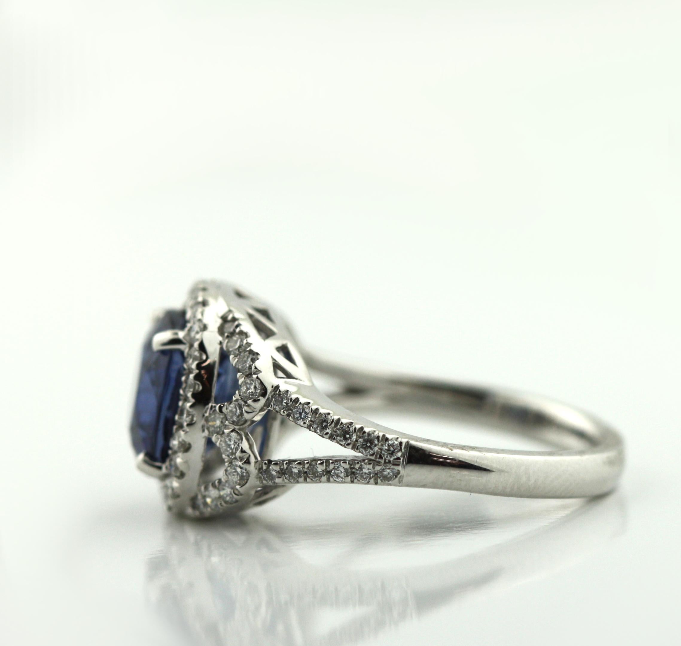 A Platinum Sapphire, and Diamond Ring In Good Condition In Palm Beach, FL