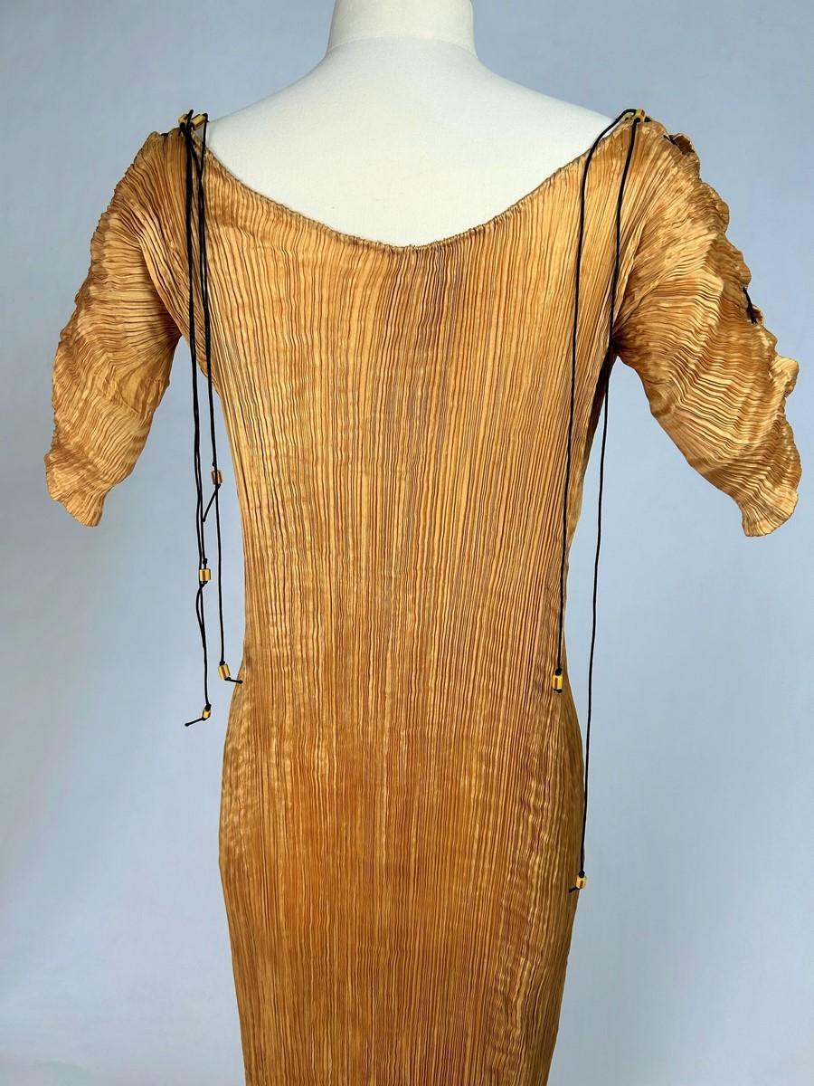 Plissee- Delphos-Kleid aus plissierter Seide von Mariano Fortuny – Venedig, um 1930 im Angebot 5