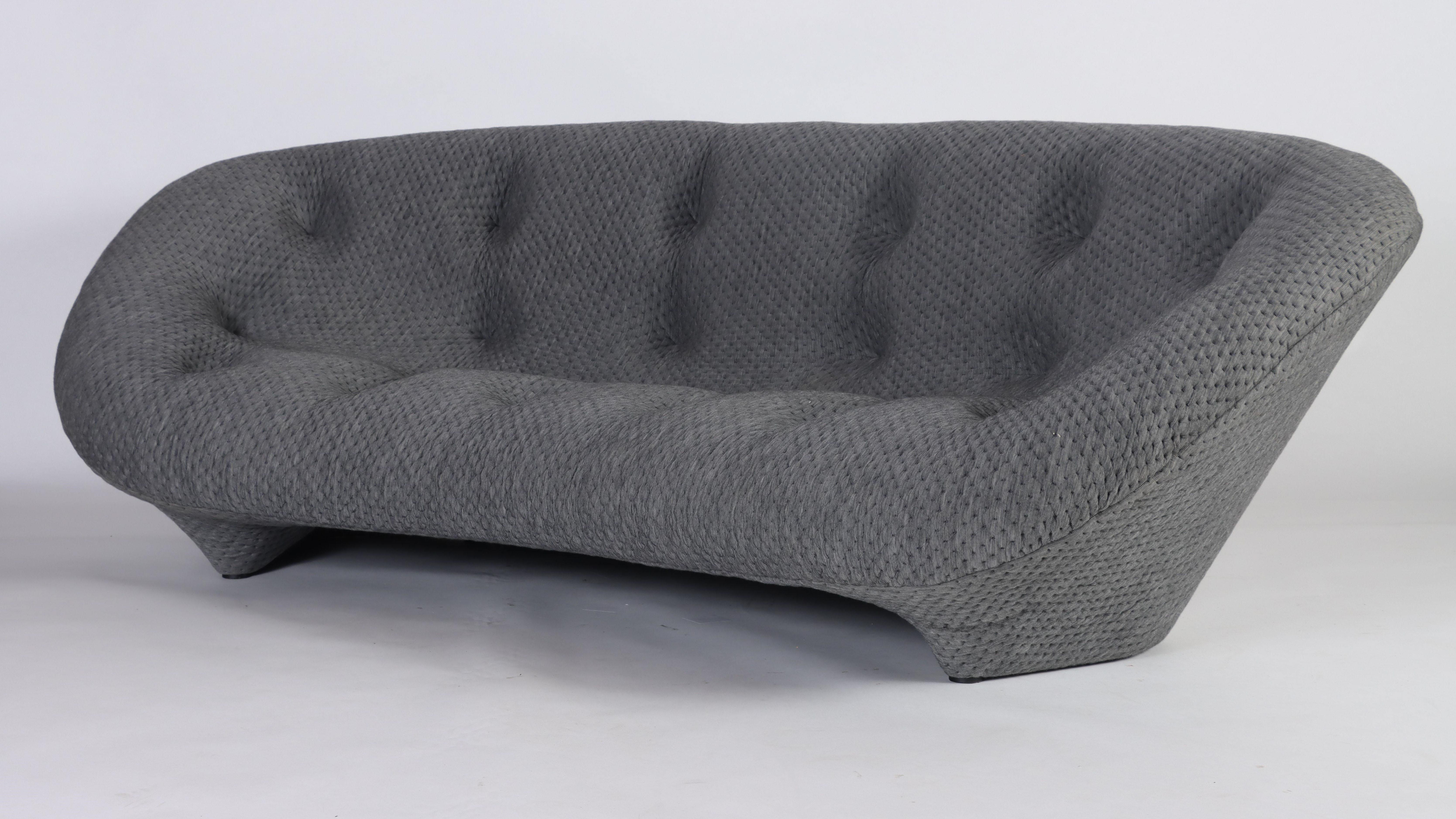 ploum sofa