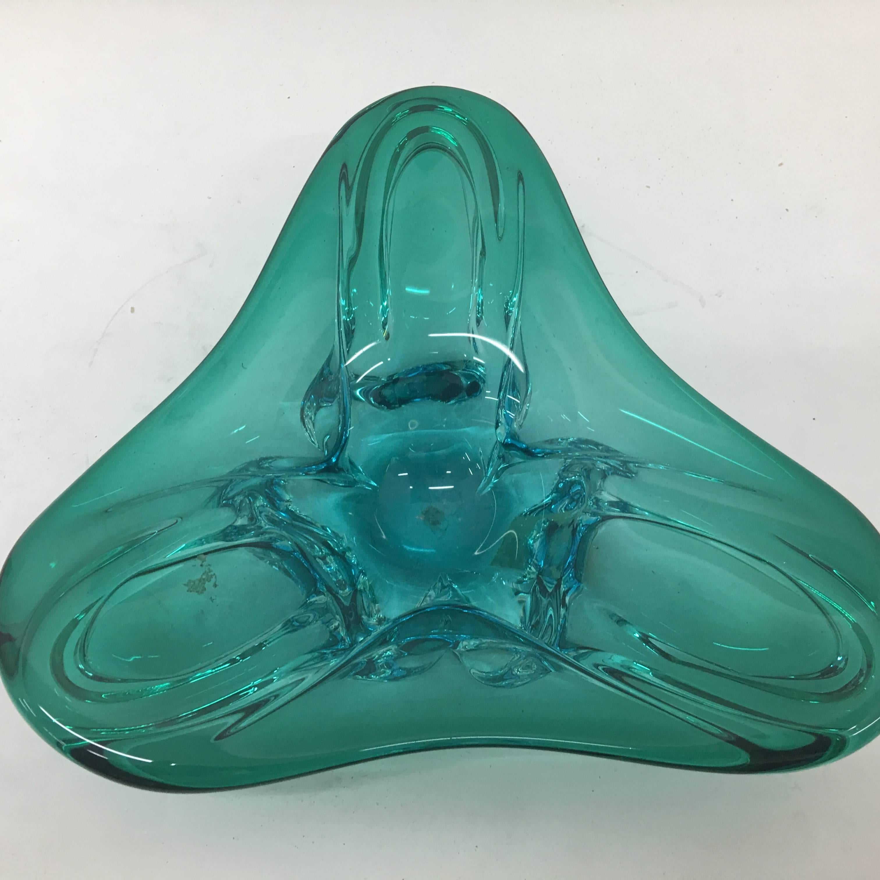 This is a large ashtray made in Italy, very heavy Verde Nilo glass by Poli Murano, perfect conditions.
