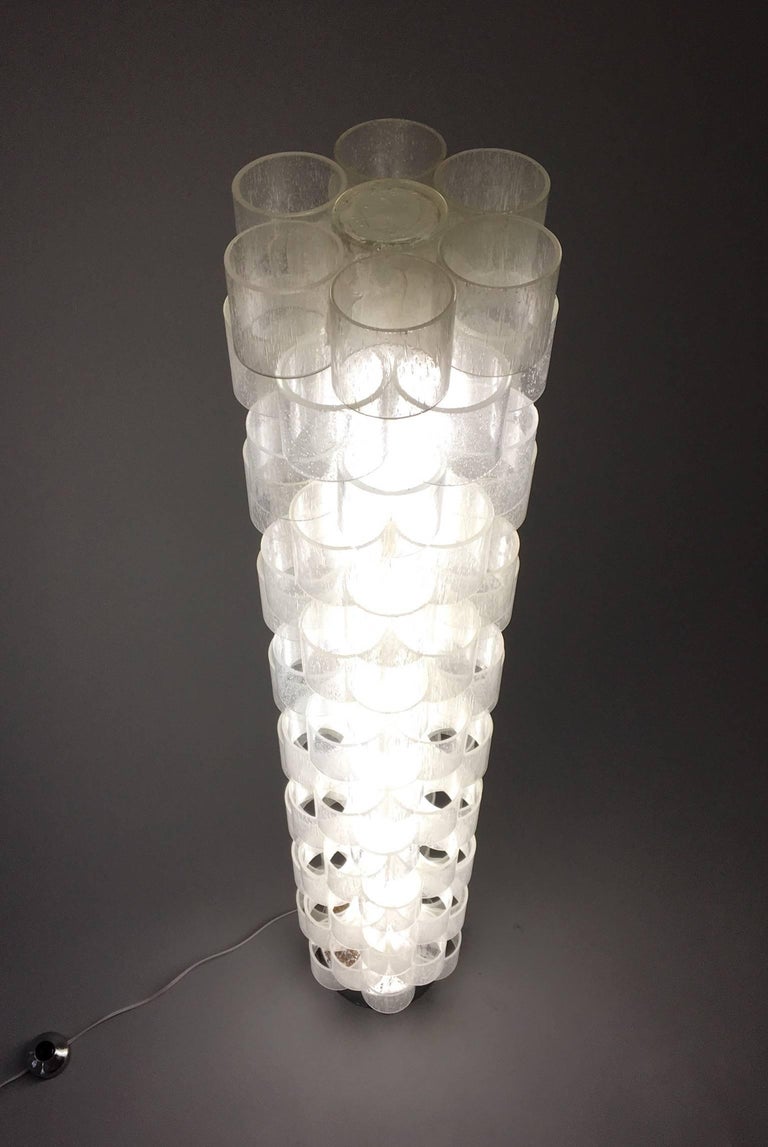 A standing Poliarte lamp. Different versions of this light existed: table lamps, chandeliers and sconces were made. The standing lamp model came in only this size and is very rare to see, Italy, circa 1968.