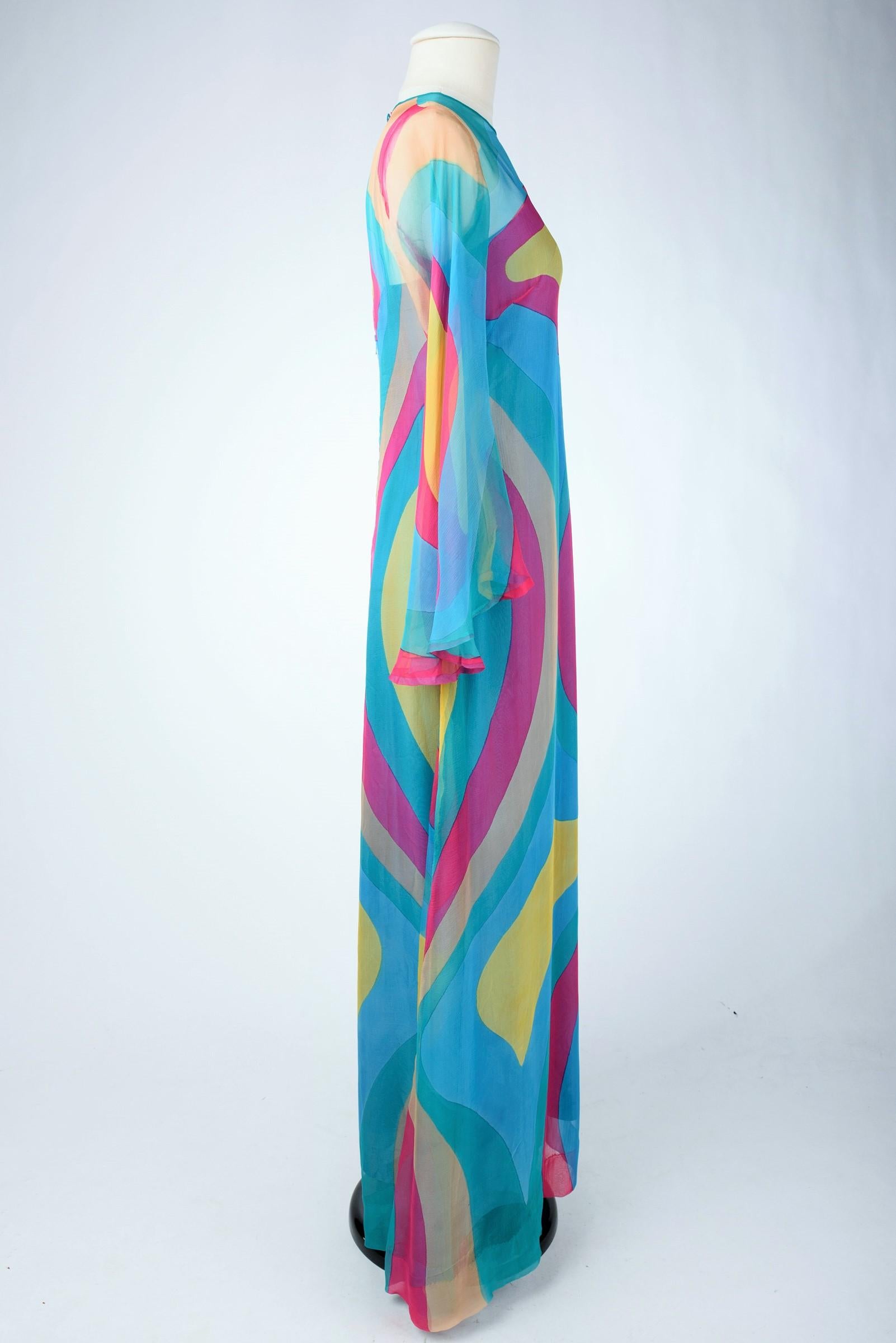 Pop-Art bedrucktes Chiffon-Memory-Kleid - Frankreich um 1975 im Angebot 14