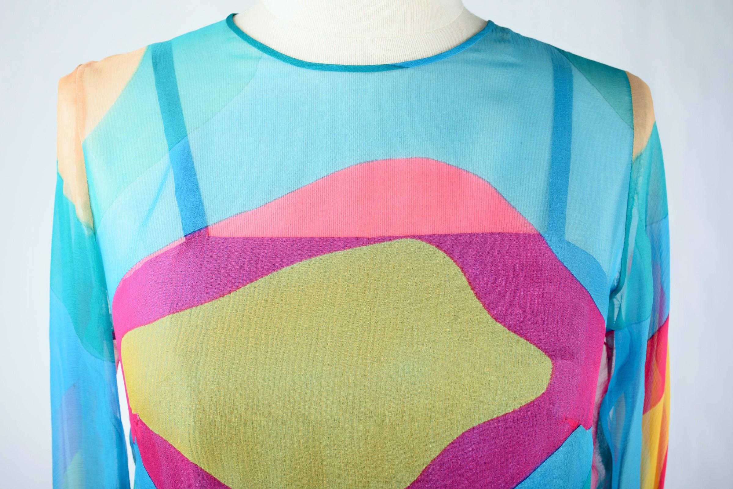 Robe de cérémonie en mousseline imprimée Pop Art - France Circa 1975 en vente 3