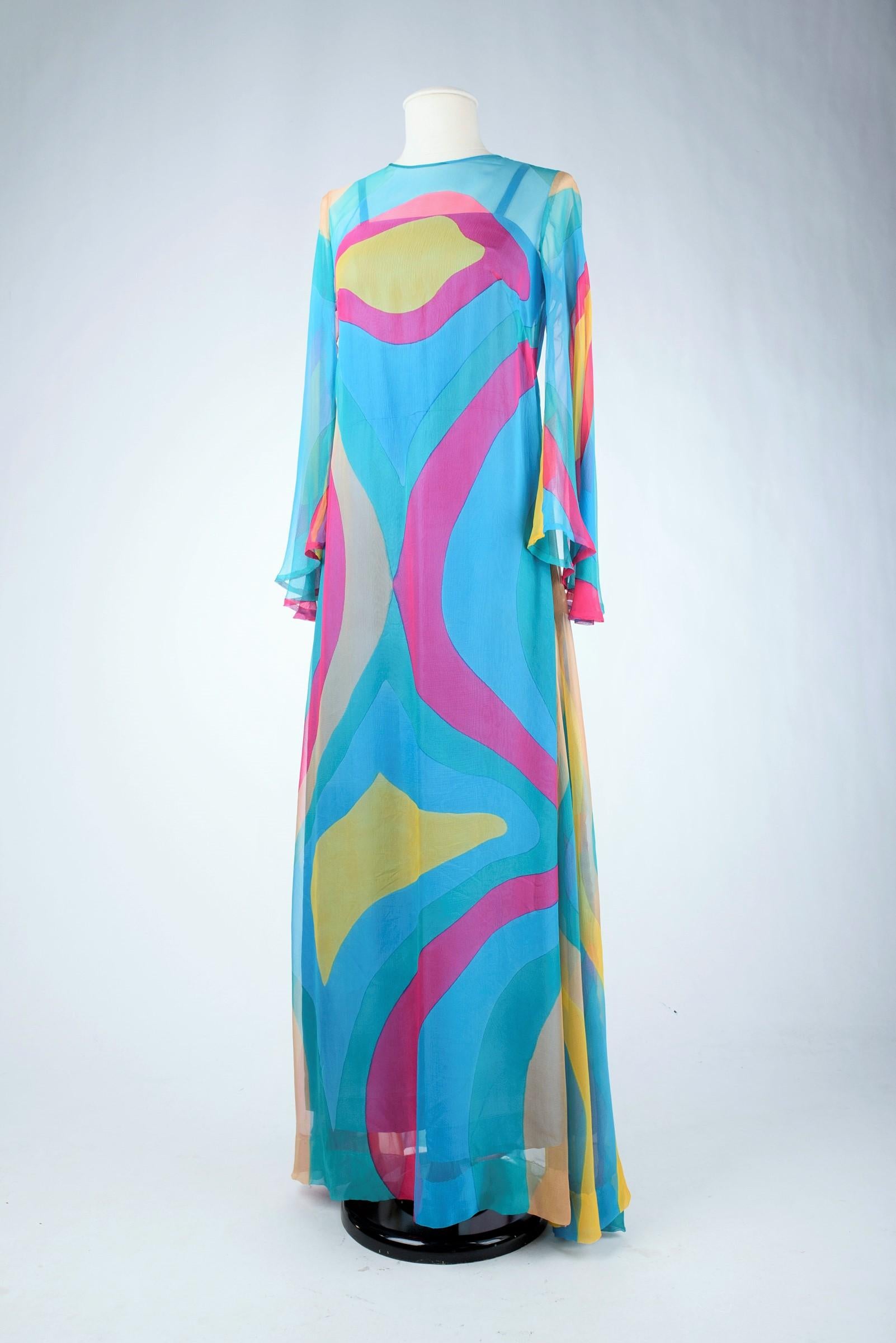 Pop-Art bedrucktes Chiffon-Memory-Kleid - Frankreich um 1975 im Angebot 4