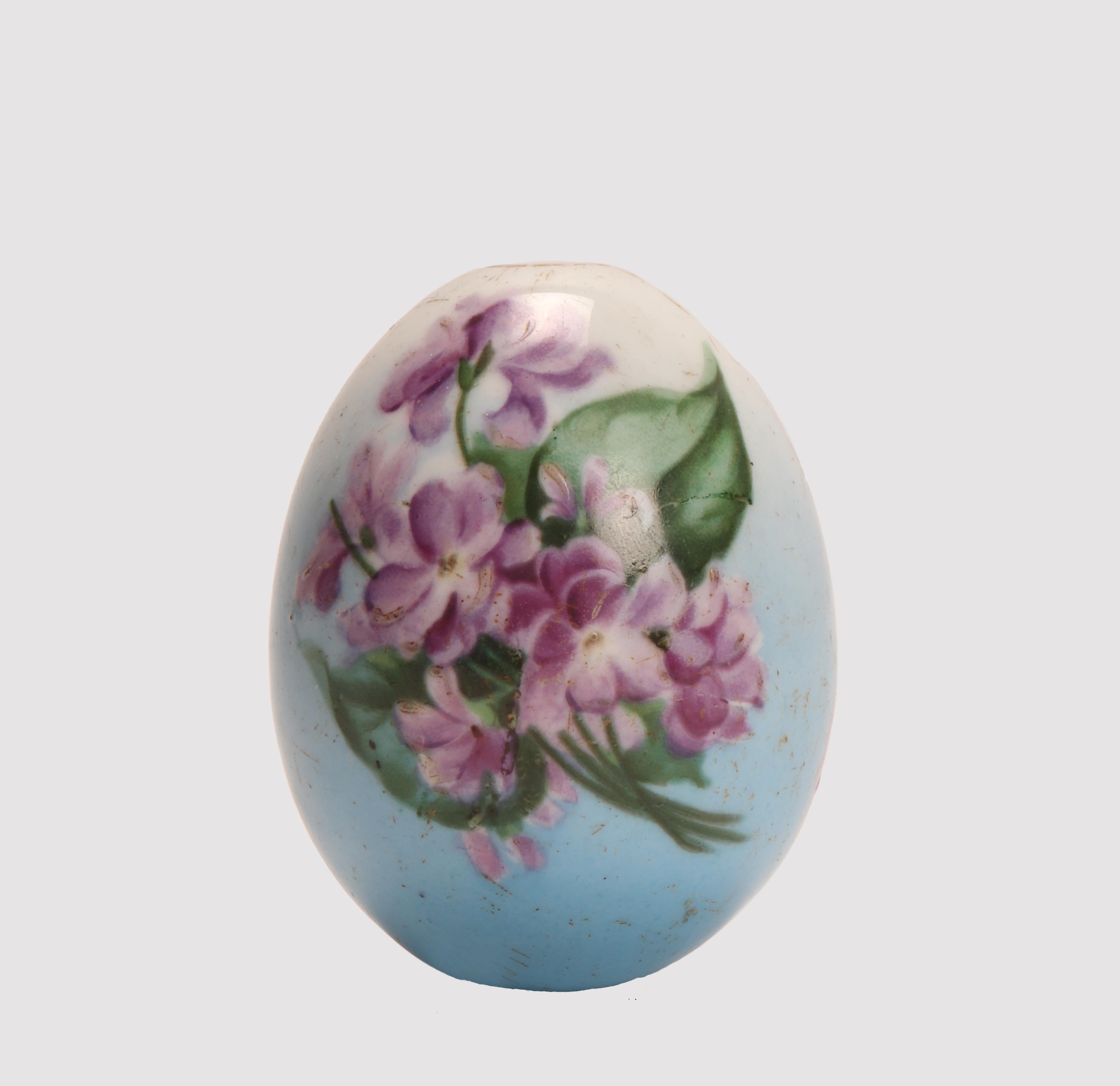 Porcelain Easter Egg, Russia End of 19th Century In Good Condition In Milan, IT