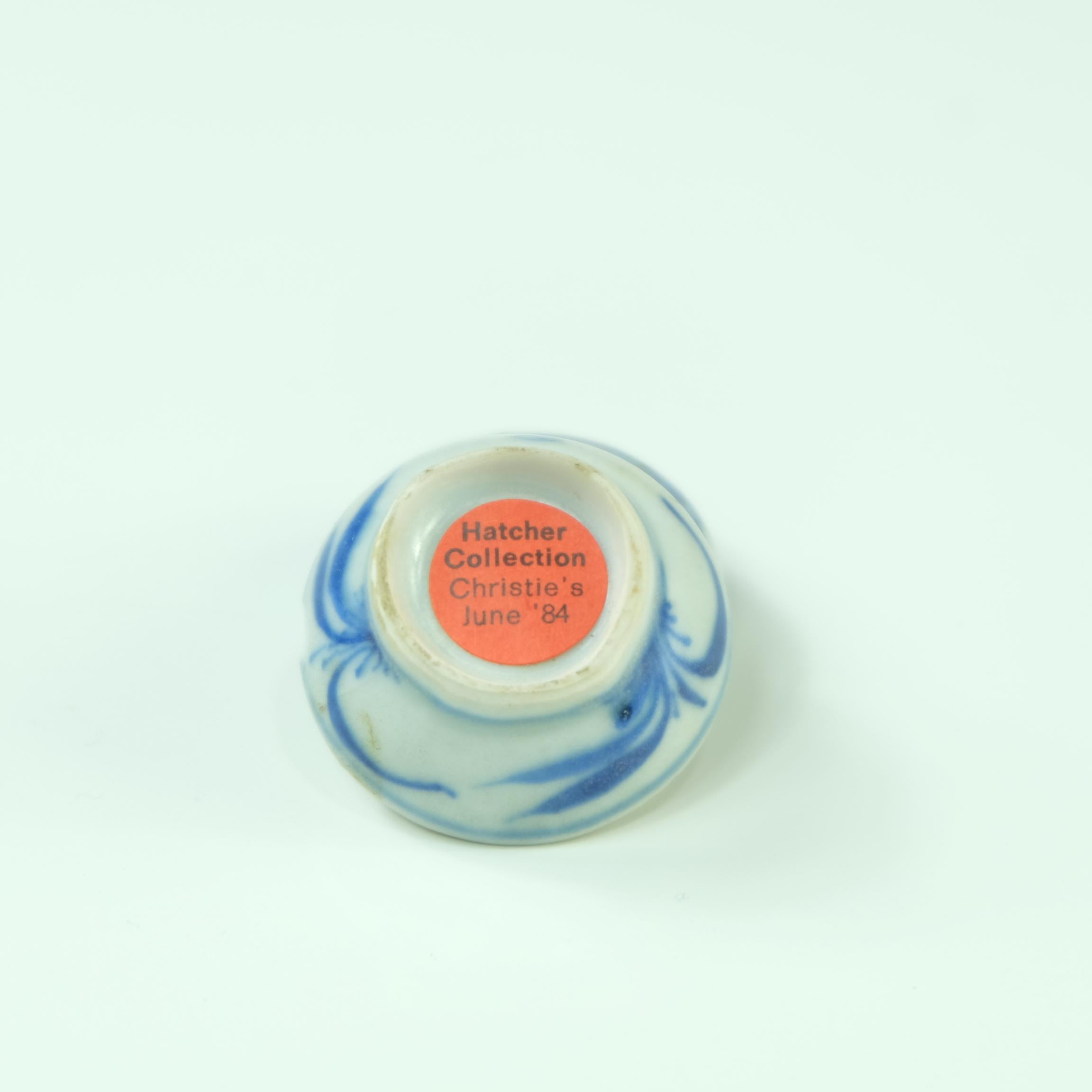 Asian Porcelain Medicinal Pill Box from the 'the Hatcher Junk circa 1643-1646' For Sale