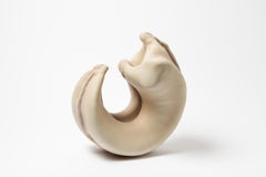 A porcelain sculpture by Wayne Fischer, 2022