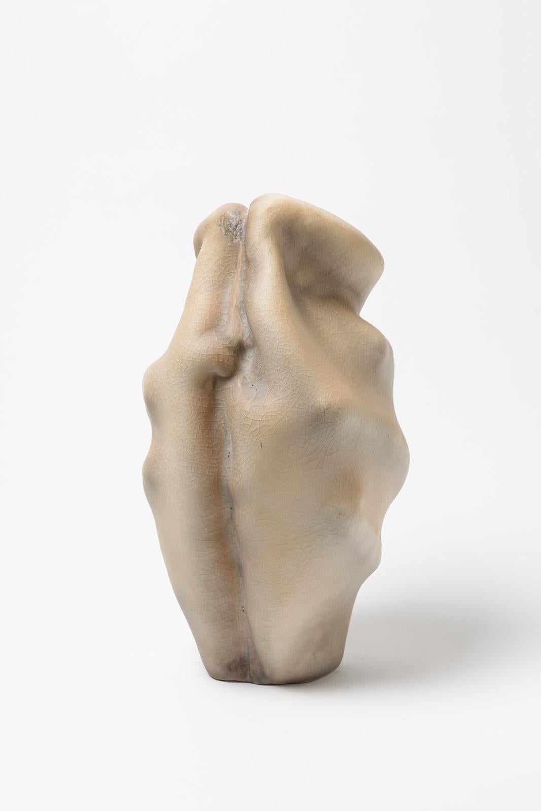 A porcelain sculpture by Wayne Fischer, 2022 In New Condition For Sale In Saint-Ouen, FR