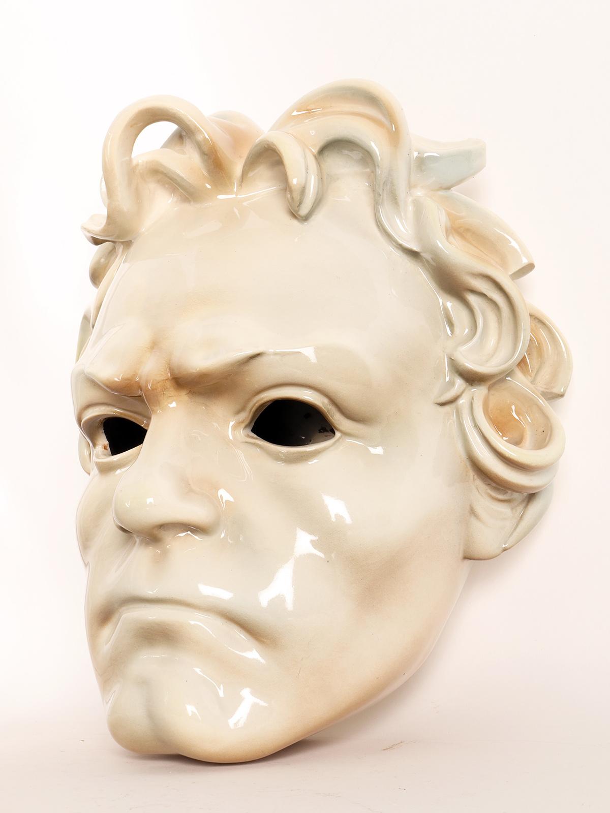 Portrait Mask of Ludwig Van Beethoven, Germany 1910 In Good Condition For Sale In Milan, IT