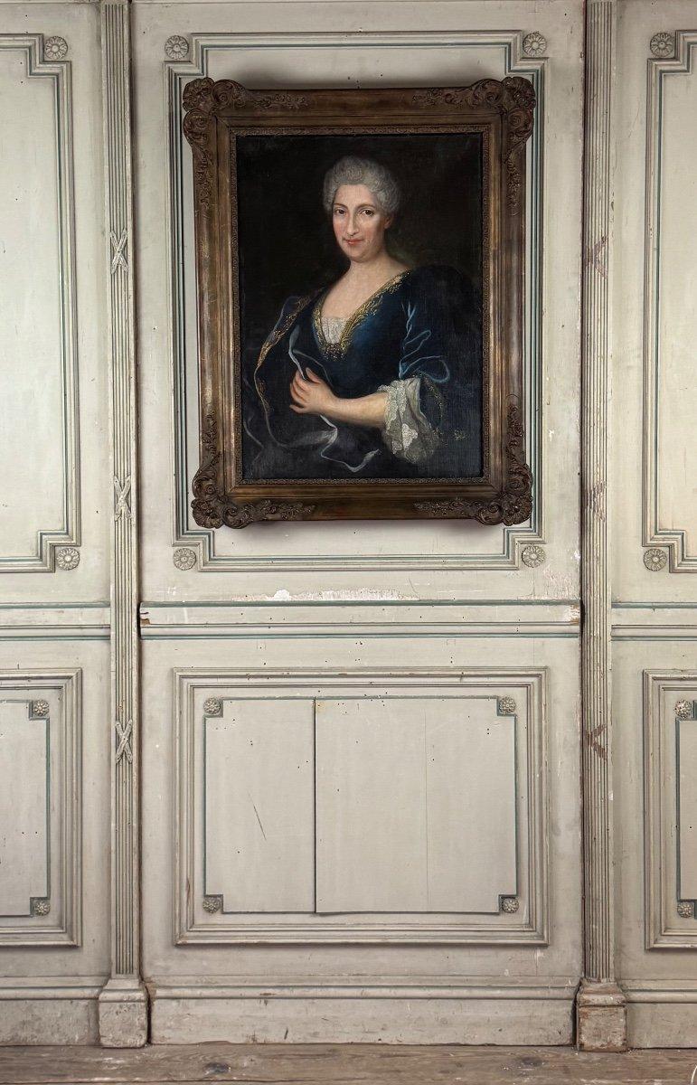 Ein Porträt einer hochwertigen Dame, Öl auf Leinwand, 18. Jahrhundert im Zustand „Hervorragend“ im Angebot in Honnelles, WHT