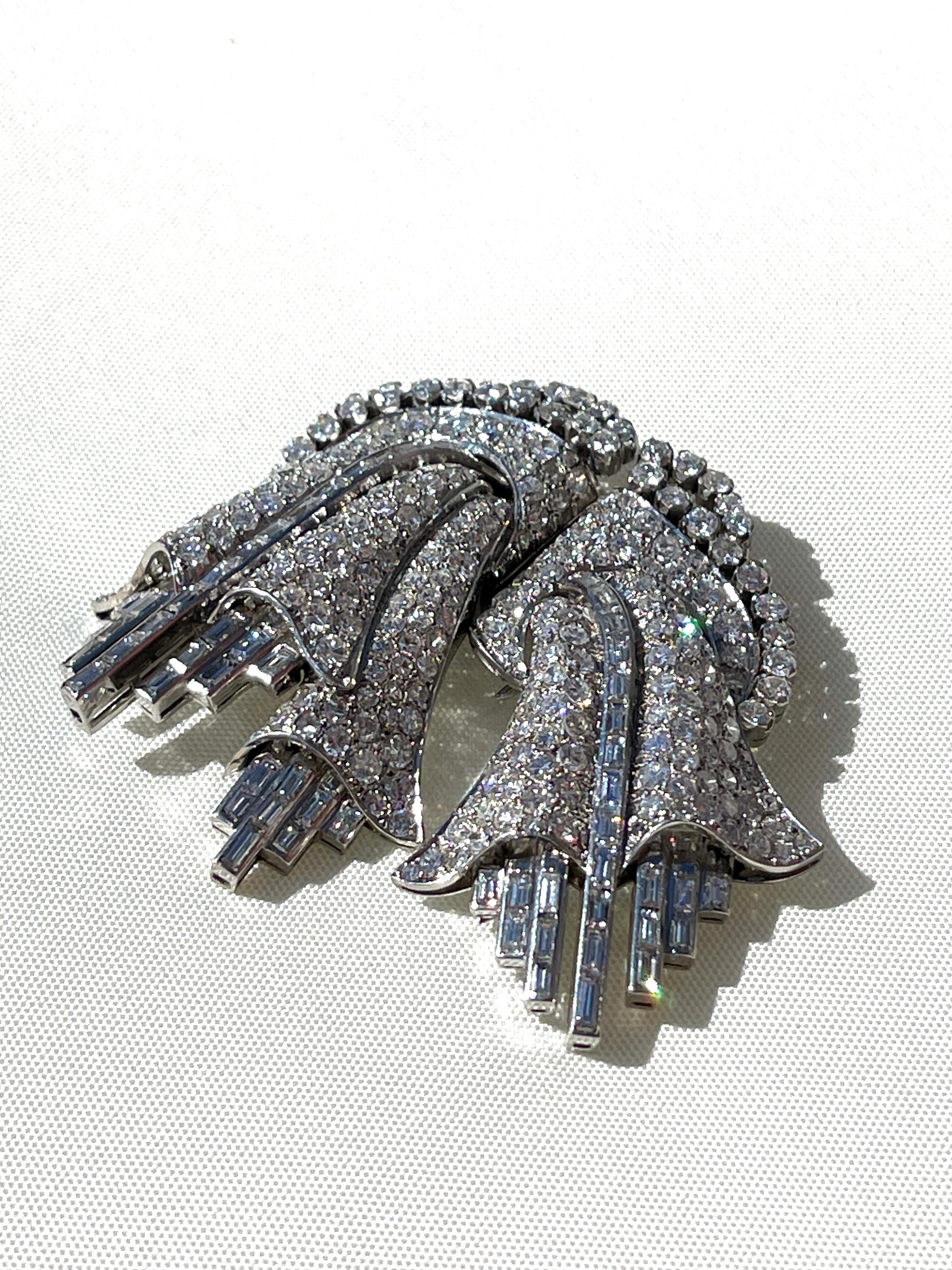 Art Deco Floral Diamonds Platinum 15 Carats European Double Clip or Brooch For Sale 2