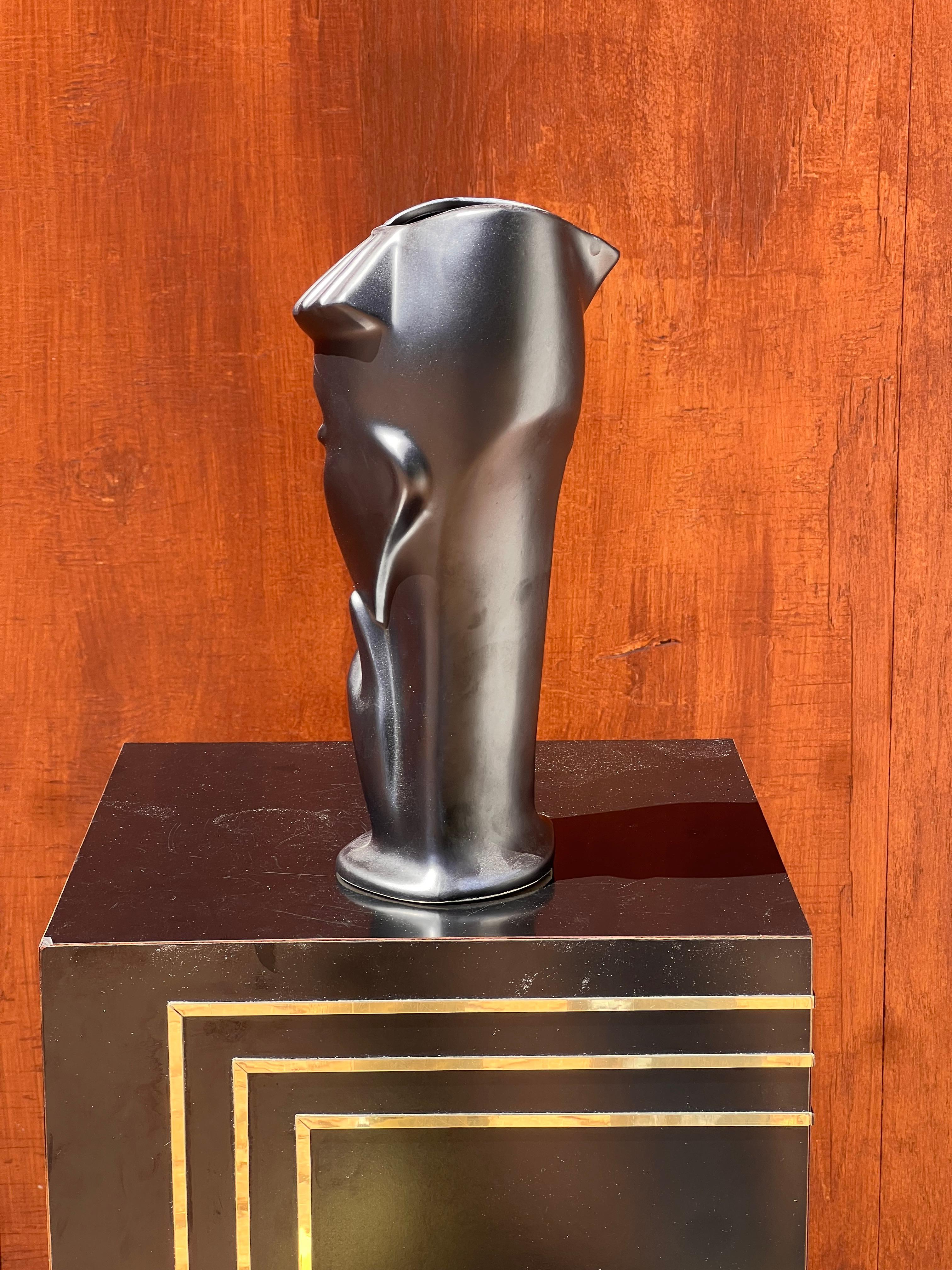 Eine postmoderne Gesichtsvase nach Lindsey B., um 1980 im Angebot 2