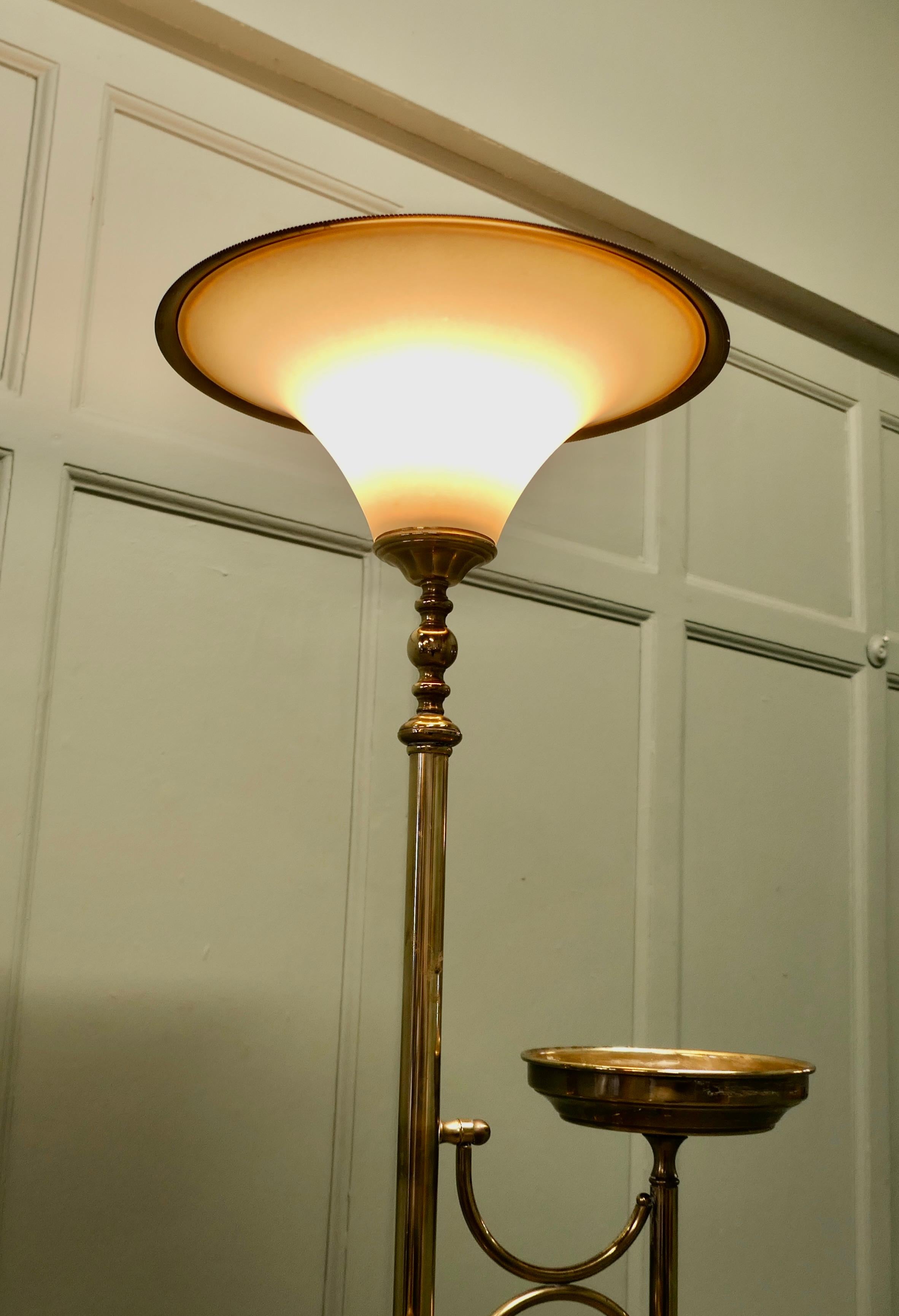 A Postmodern Floor Lamp with 3 Plant Stands In Good Condition For Sale In Godshill, Isle of Wight