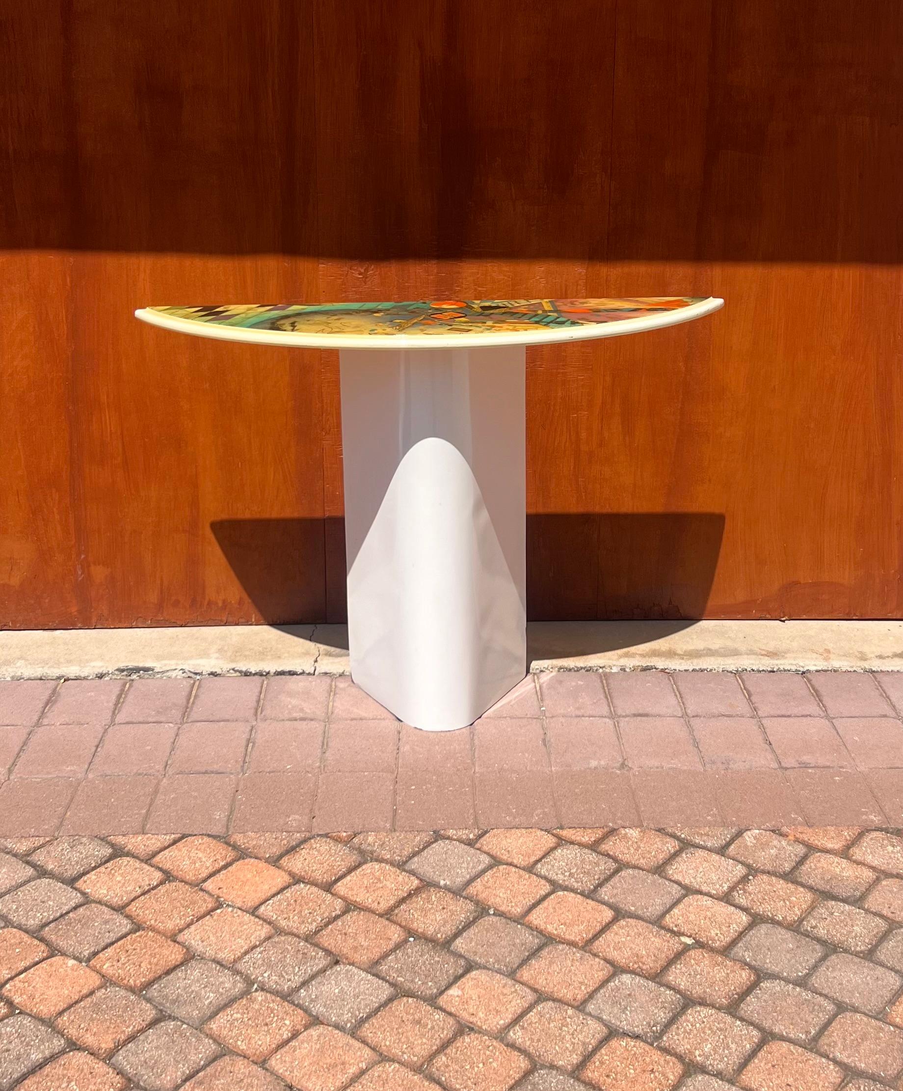 Post-Modern A postmodern matching console vanity and mirror, circa 1980 For Sale