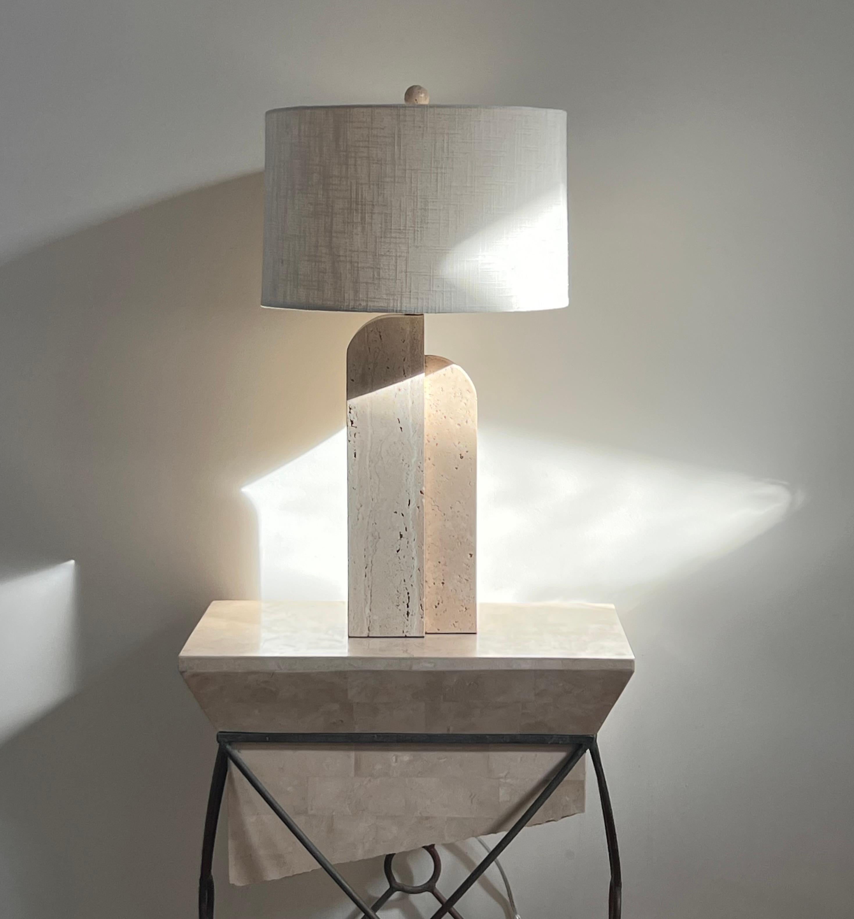 Unknown A postmodern travertine table lamp, late 20th century