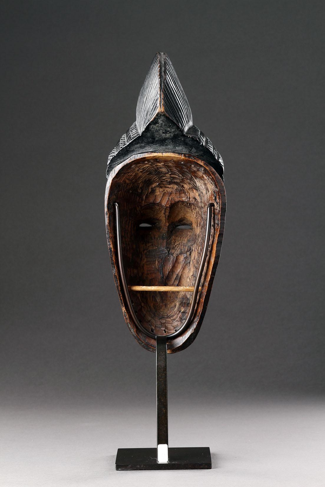 Una potente maschera Baule in vendita 2