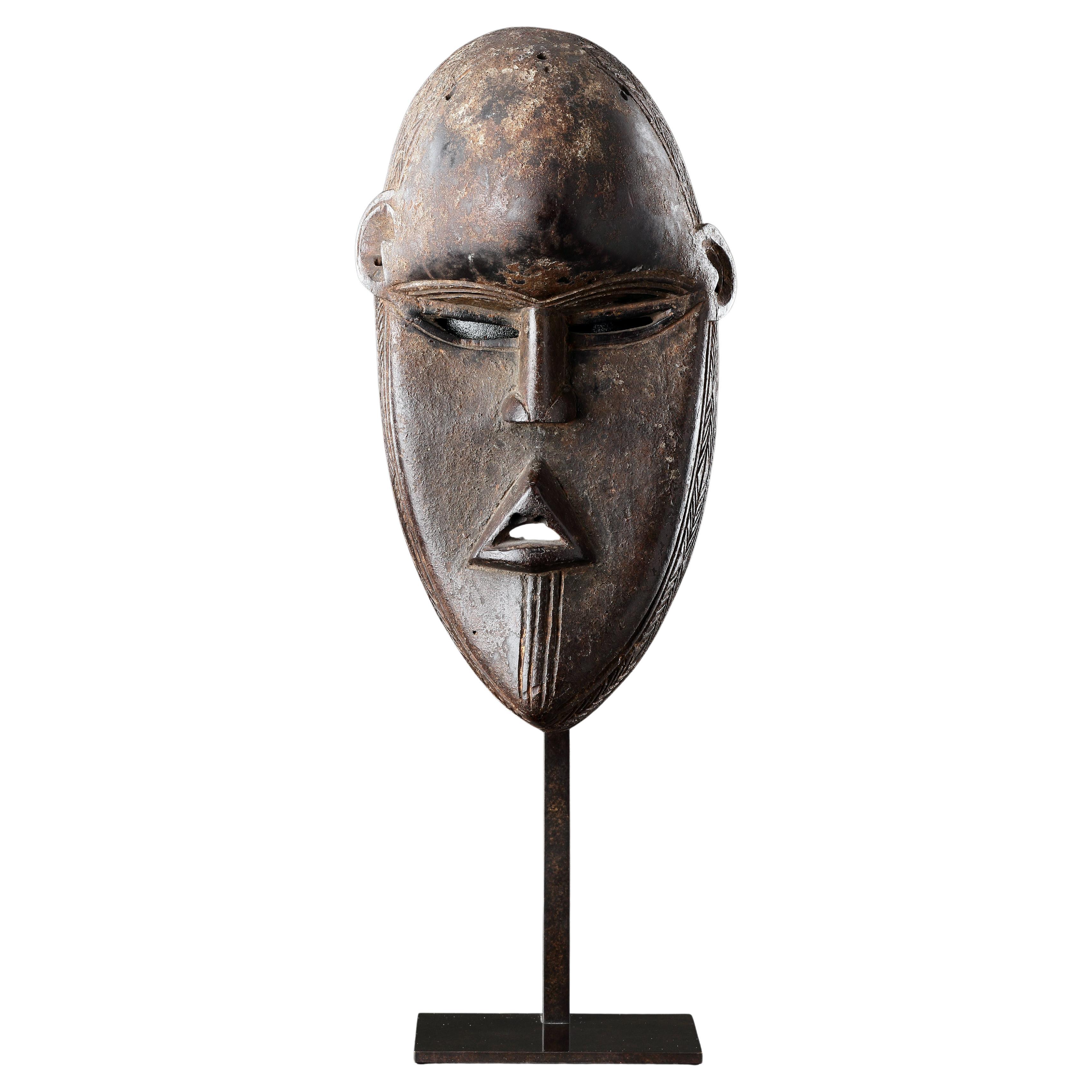 A Powerful Female ‘Bakorozai’ Initiation Mask