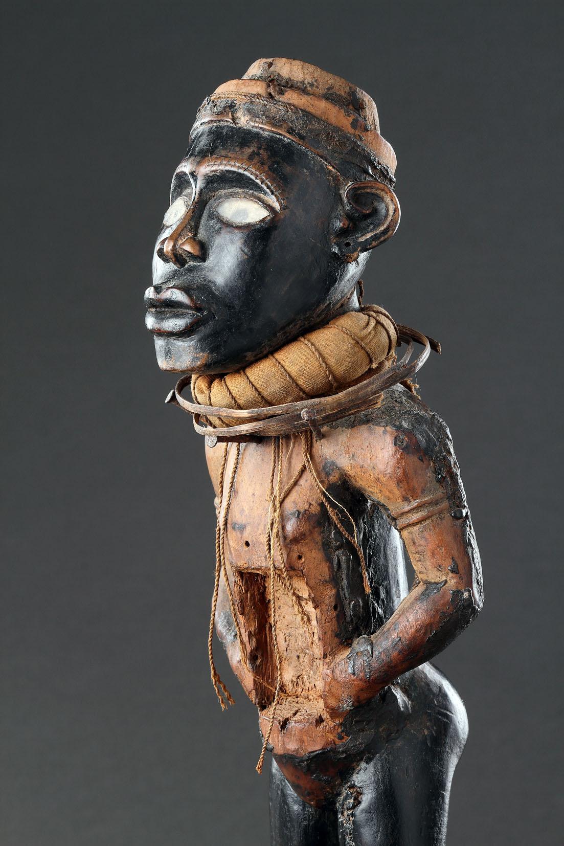A Powerful Kongo Fetish Figure For Sale 5